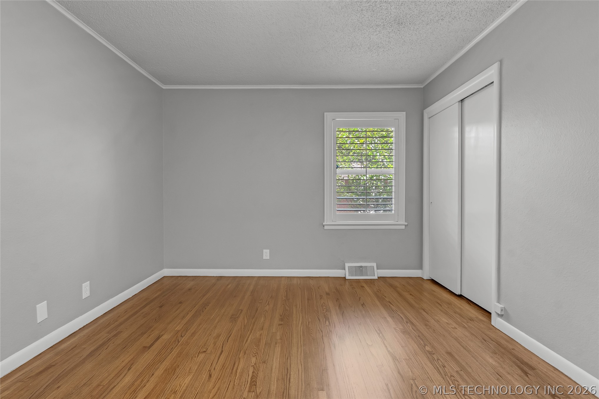 2531 E 56th Street