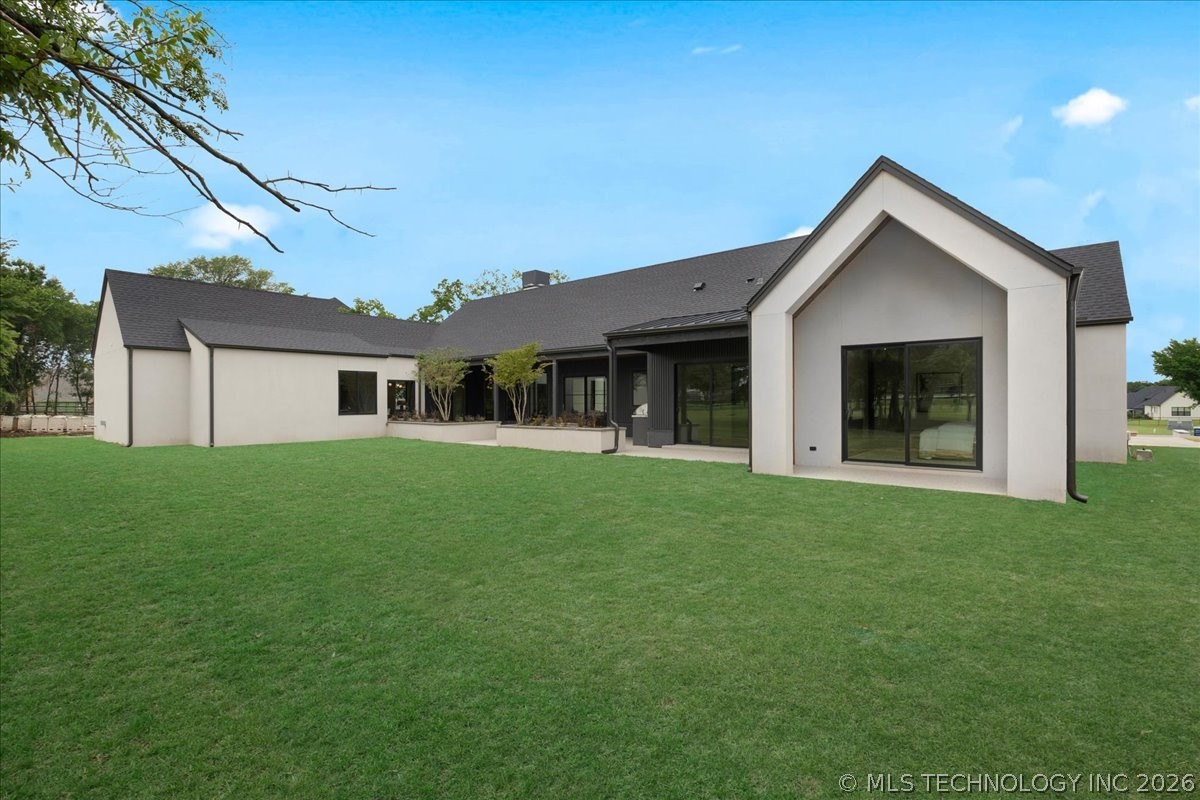 17744 E White Tail Cove