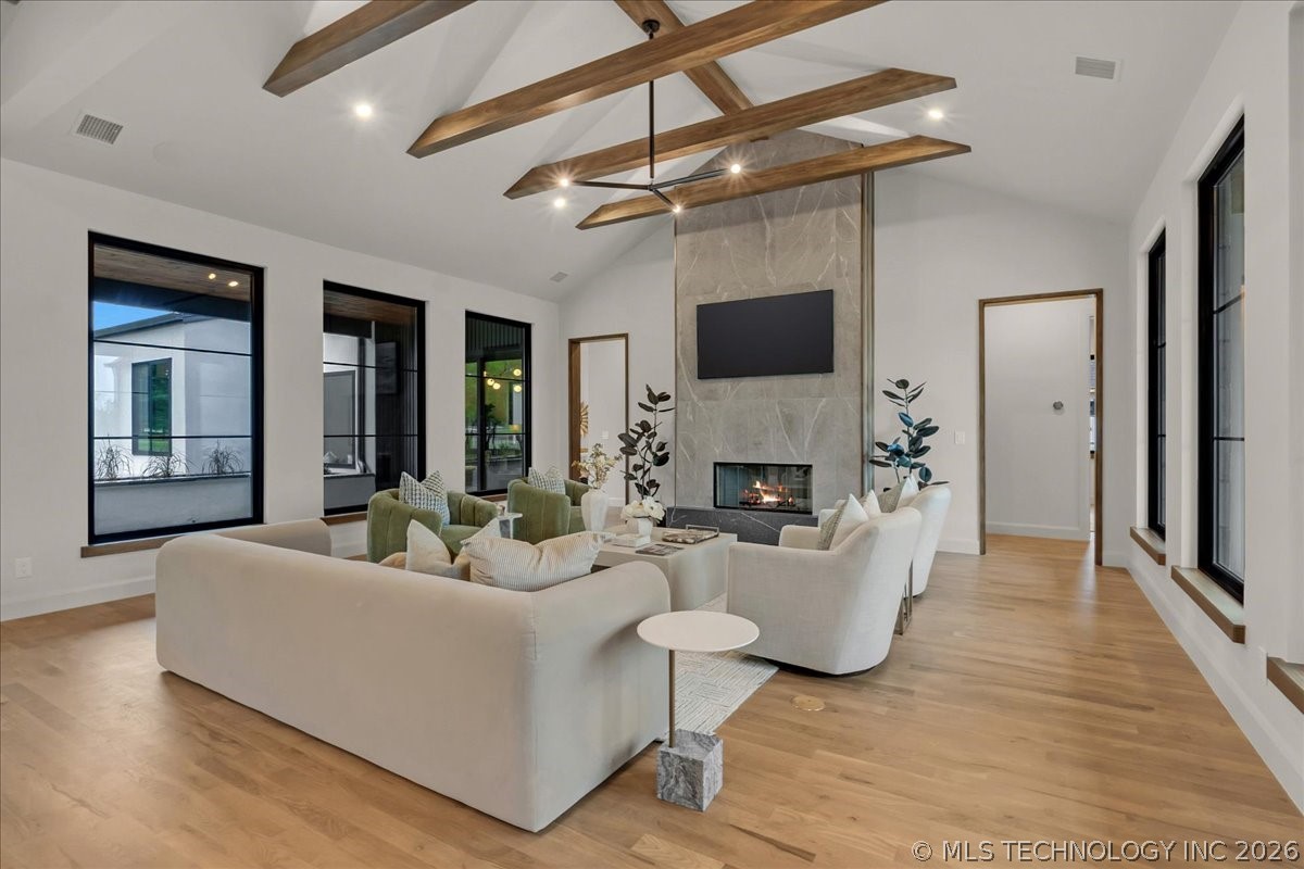 17744 E White Tail Cove
