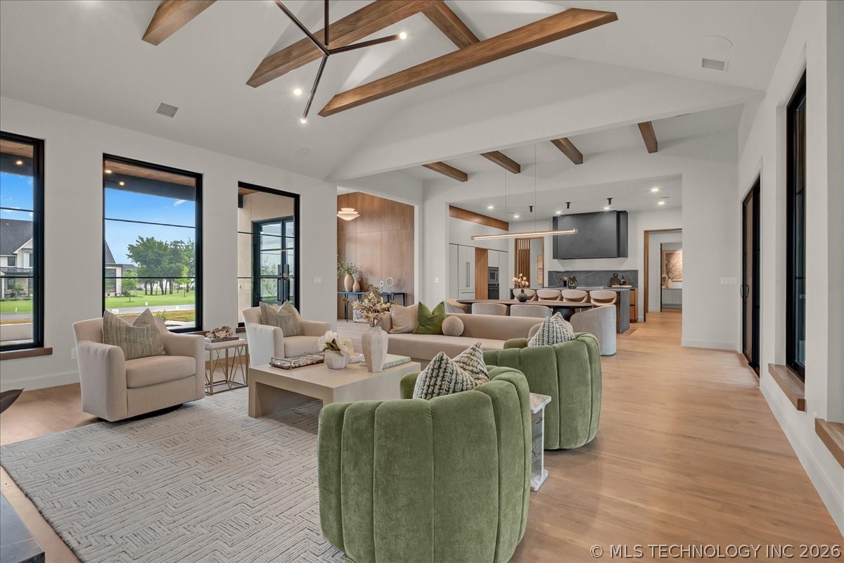 17744 E White Tail Cove