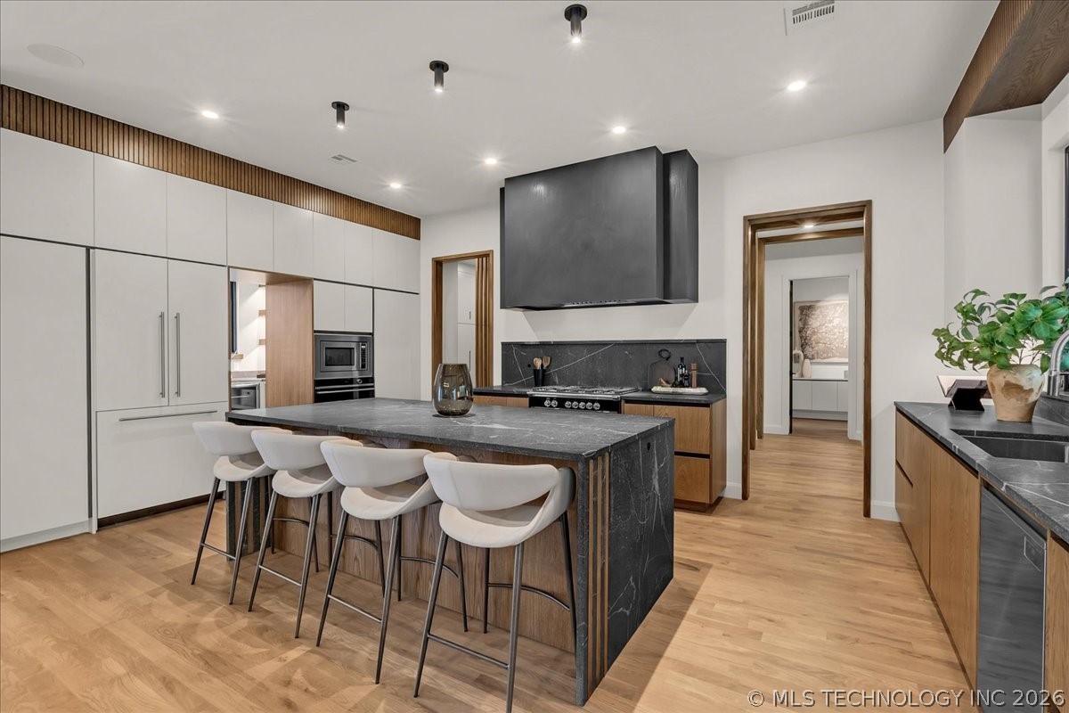 17744 E White Tail Cove