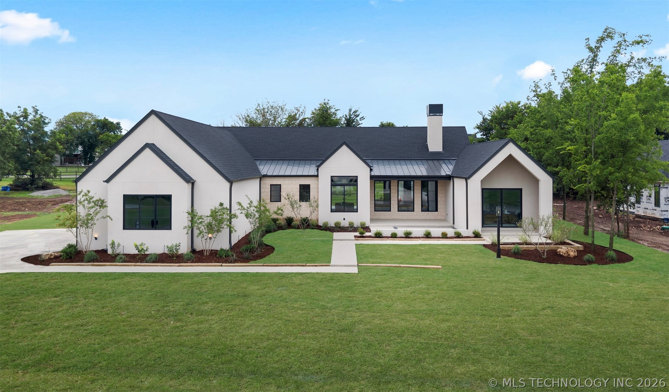 17744 E White Tail Cove