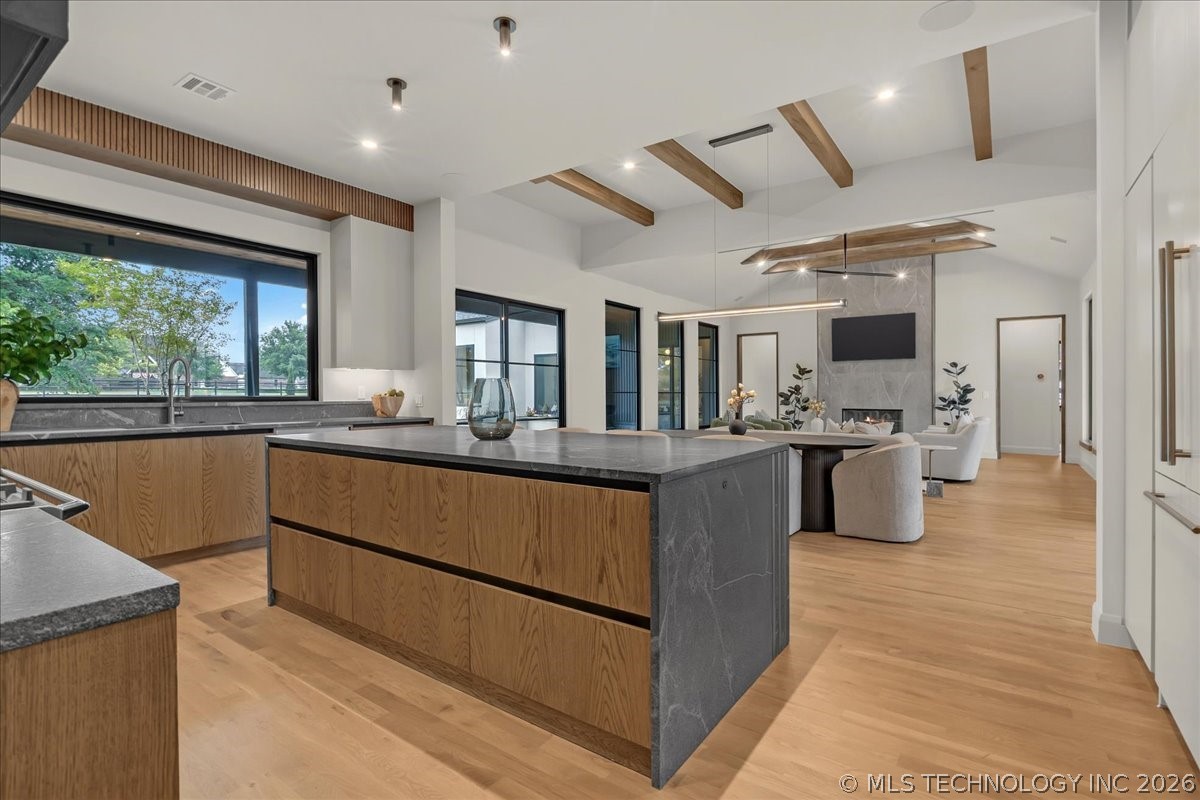 17744 E White Tail Cove