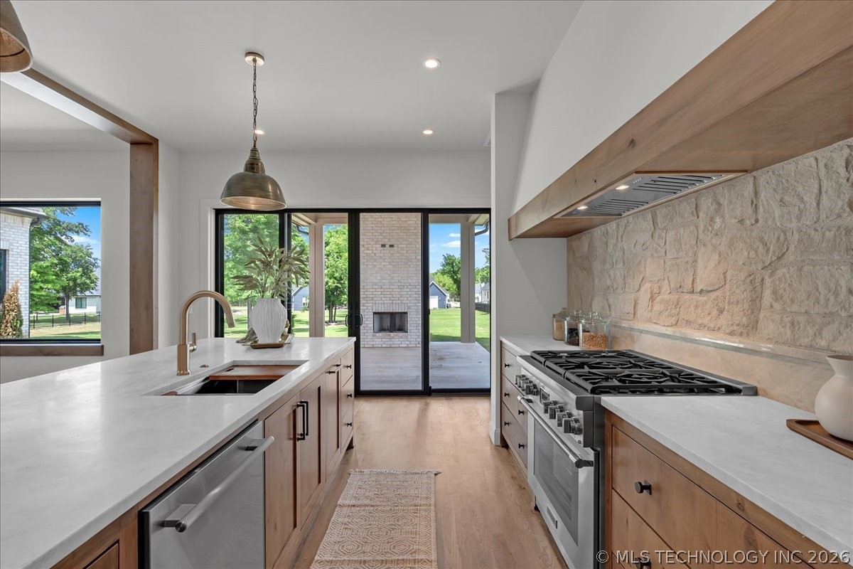 17683 E White Tail Cove