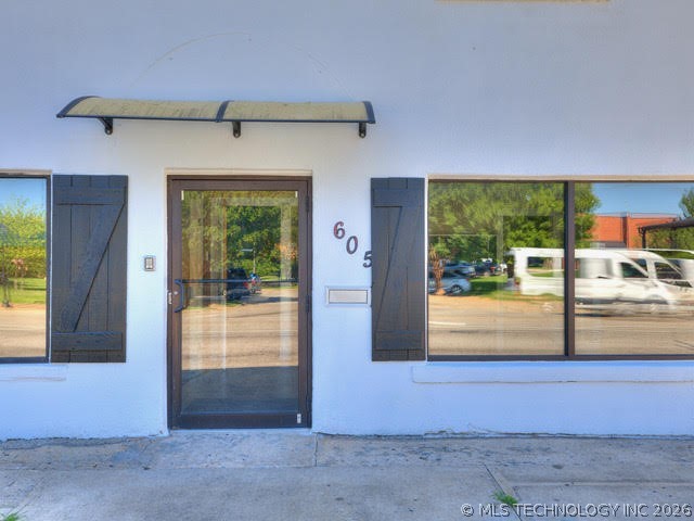 605 S Peoria Avenue
