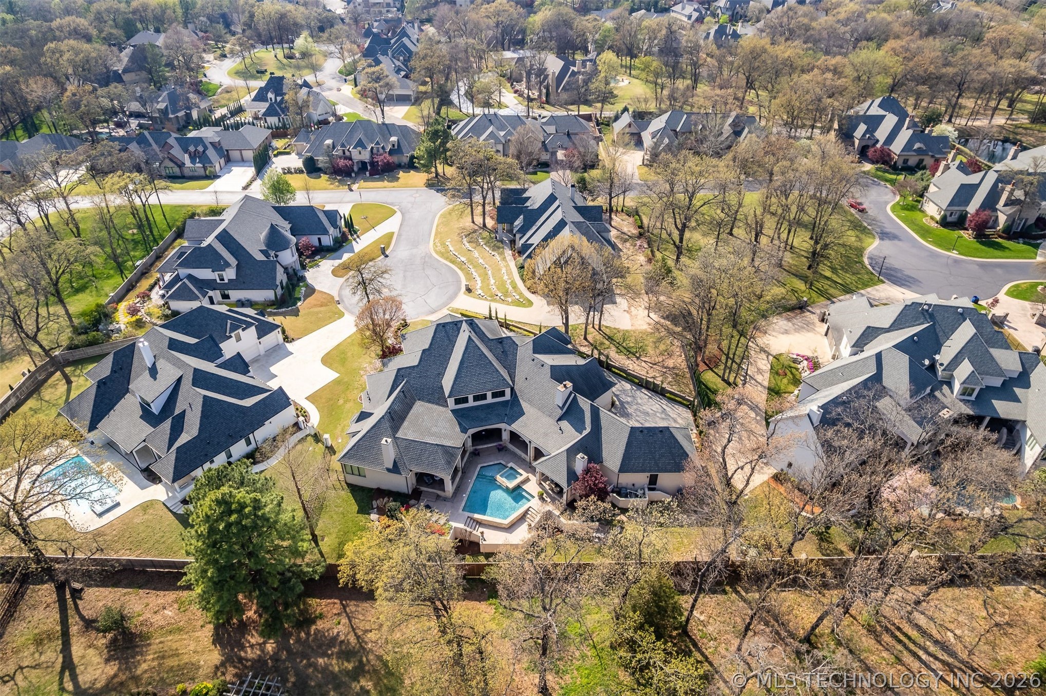 6009 E 117th Place