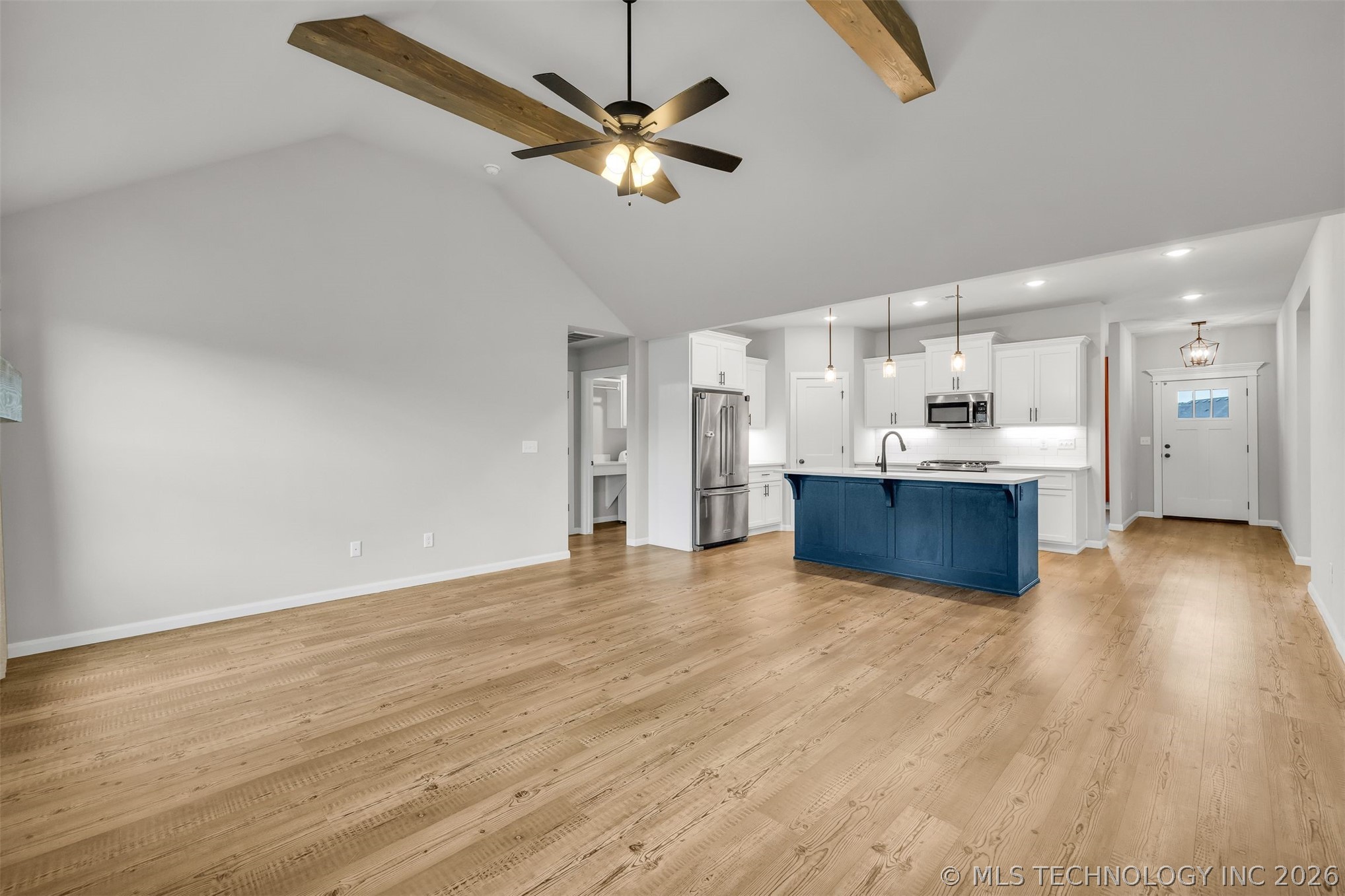1212 N Dogwood Avenue W
