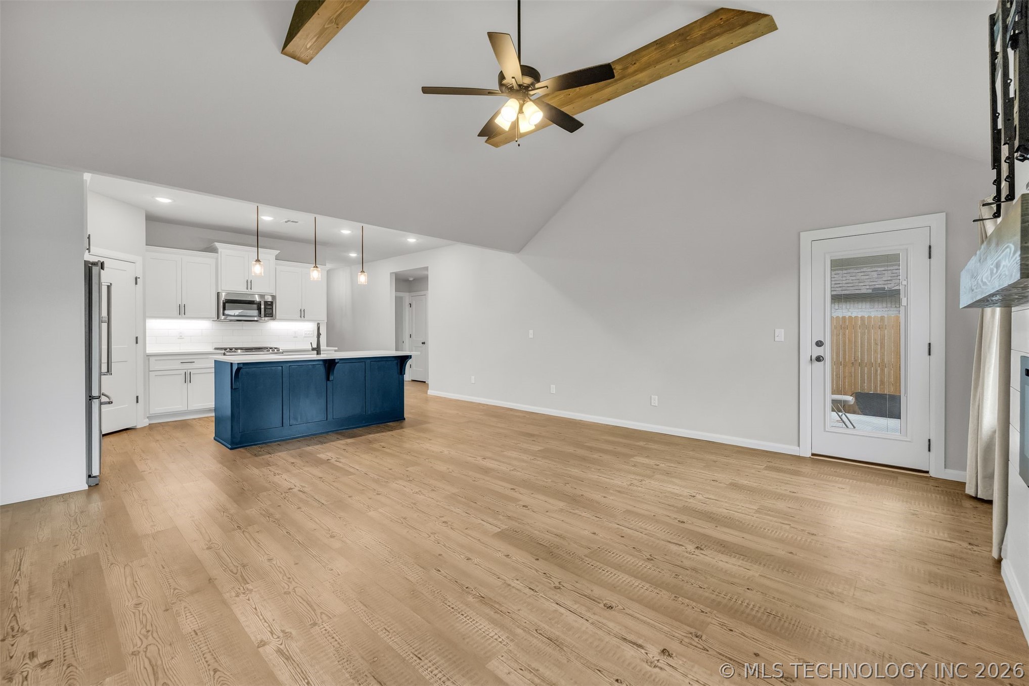 1212 N Dogwood Avenue W