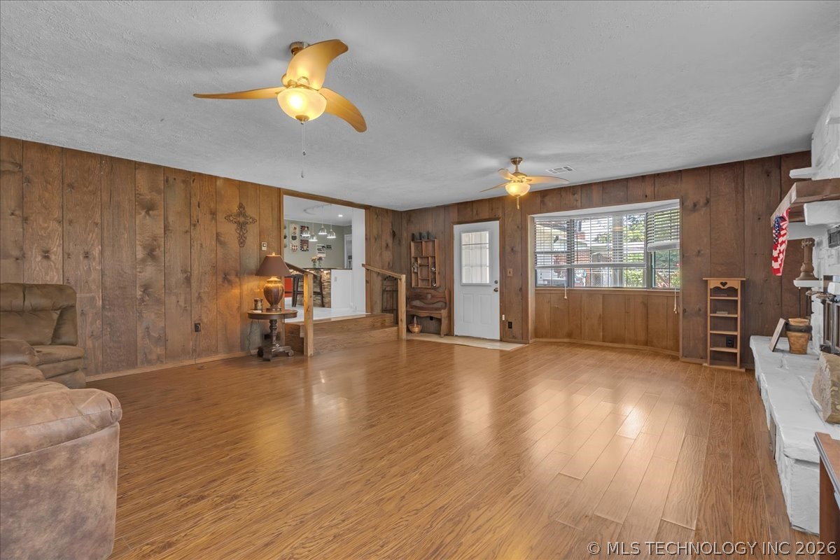 340 SE 15th Street