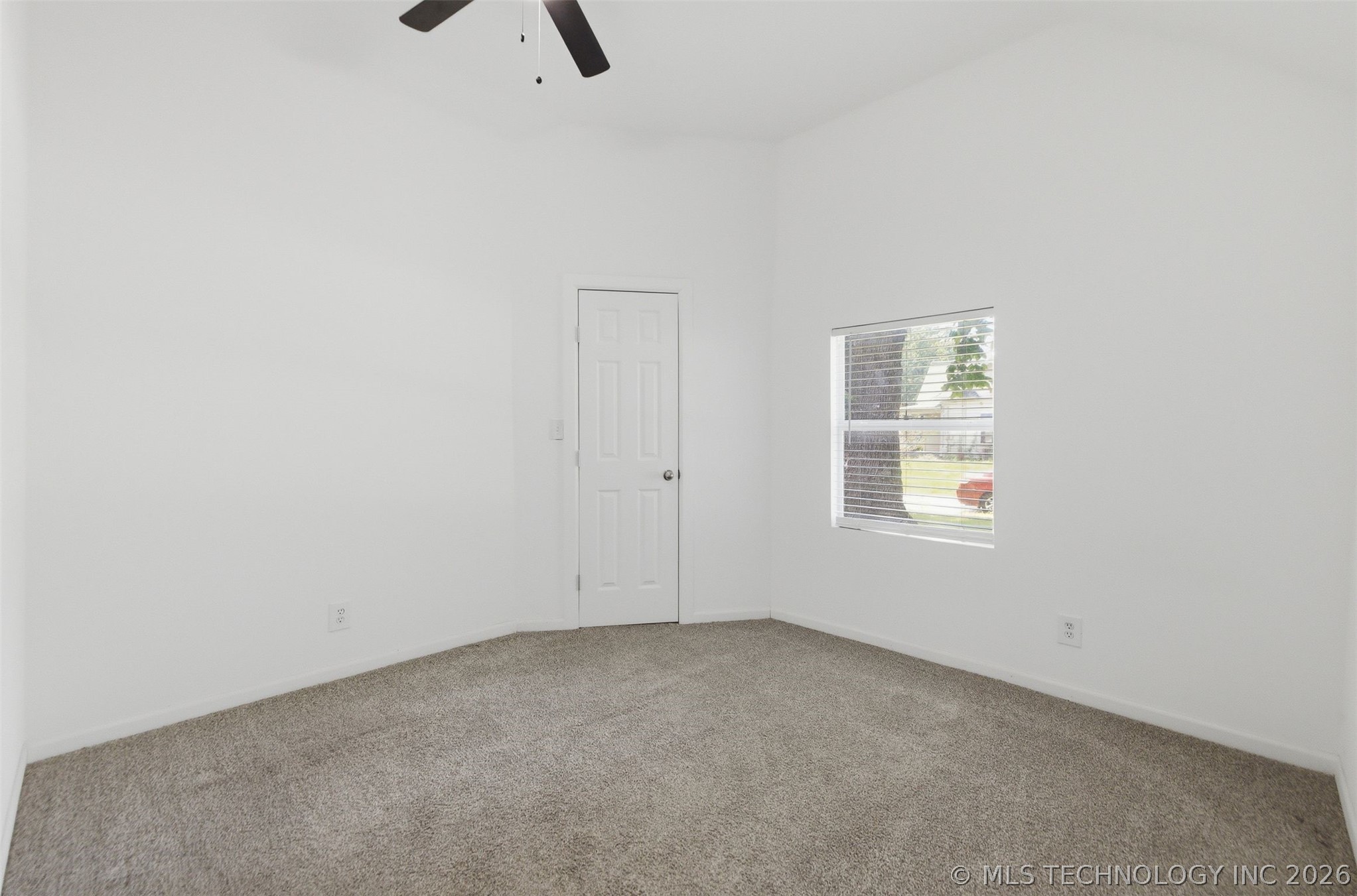 125 W Walnut Street