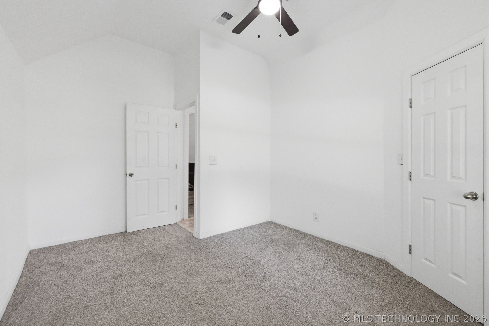 125 W Walnut Street
