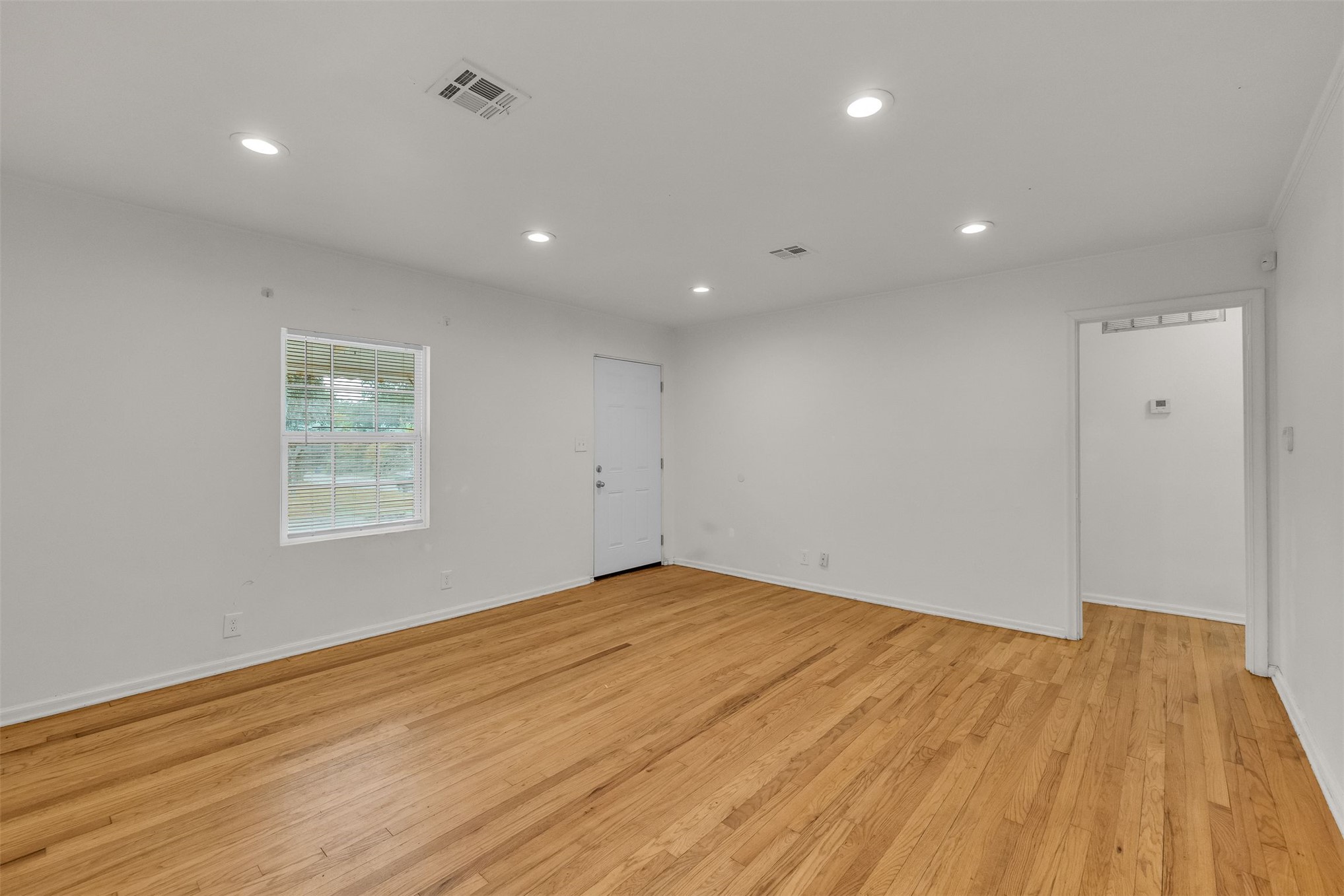 44 S 71st East Avenue