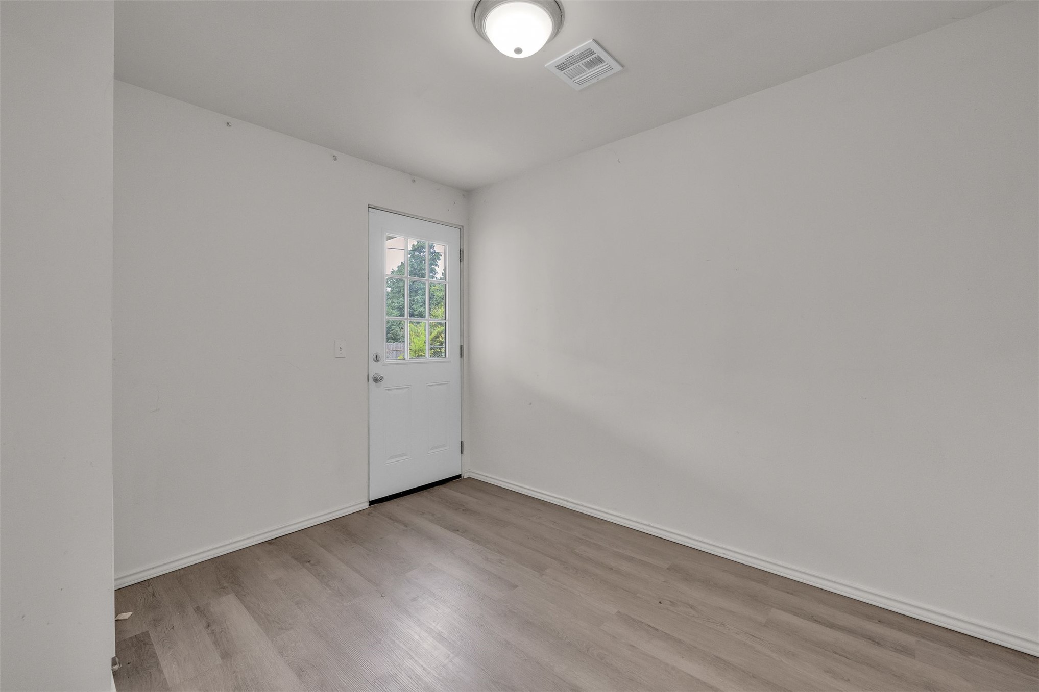 44 S 71st East Avenue
