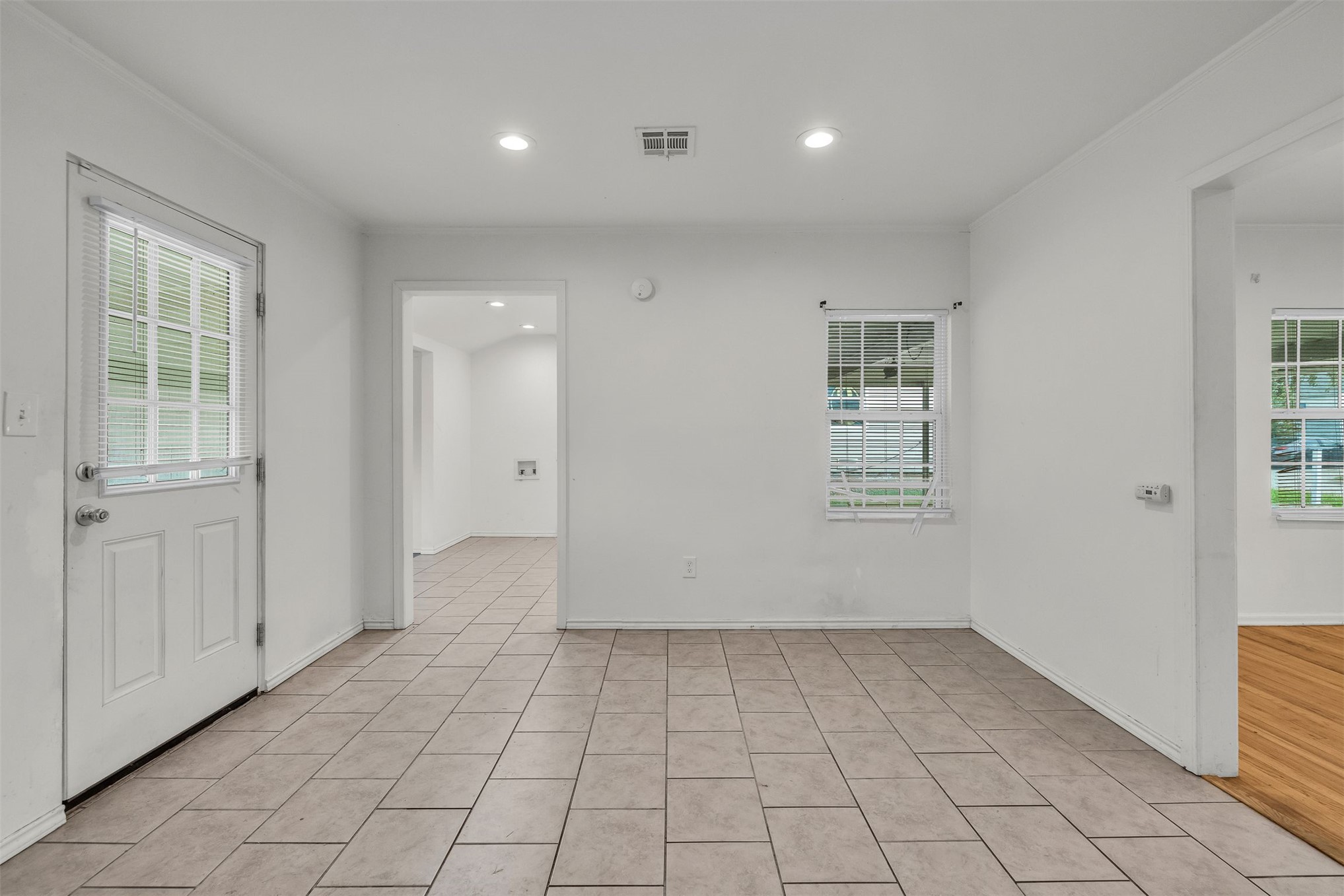 44 S 71st East Avenue