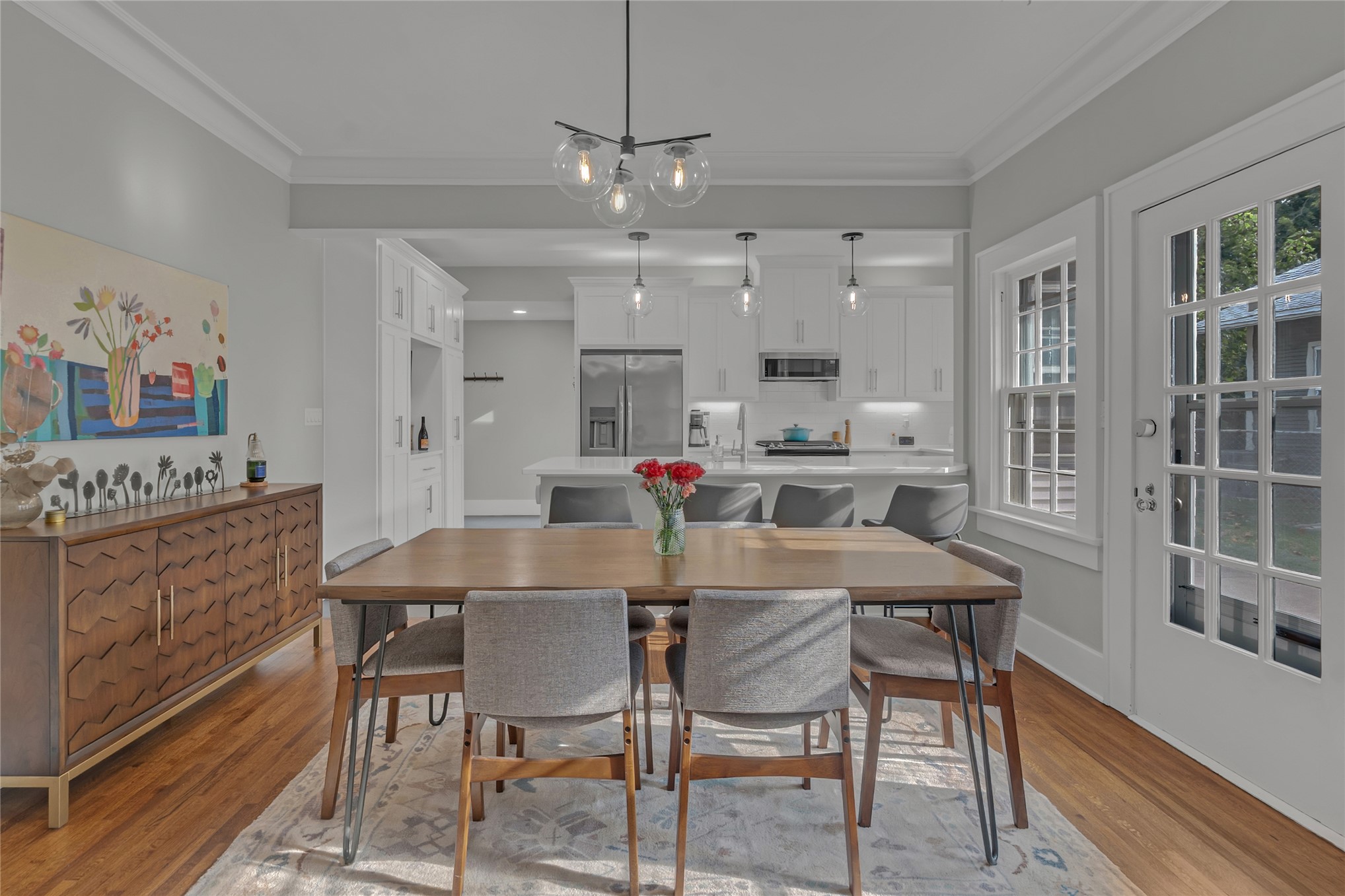 1819 E 16th Place