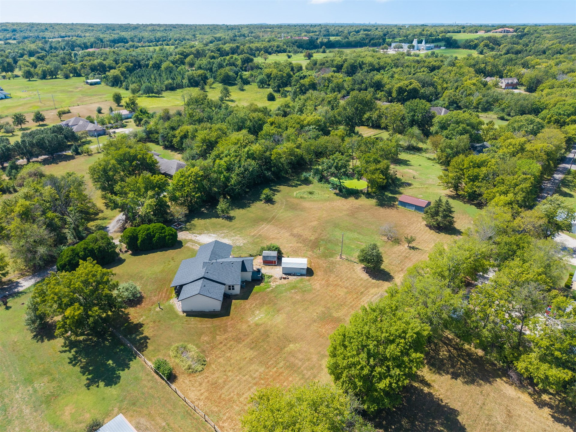 1520 S Lynn Lane Road