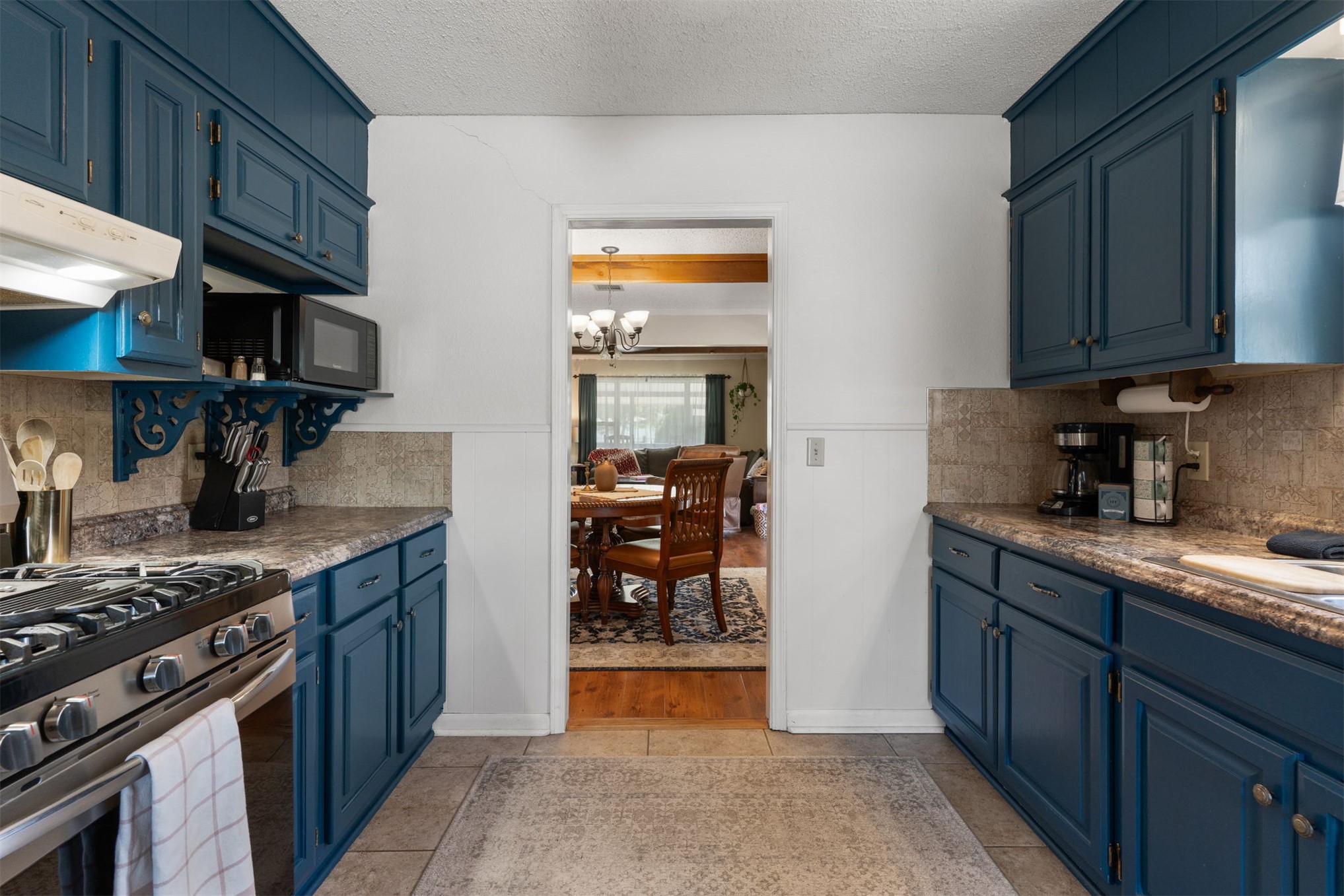 1520 S Lynn Lane Road