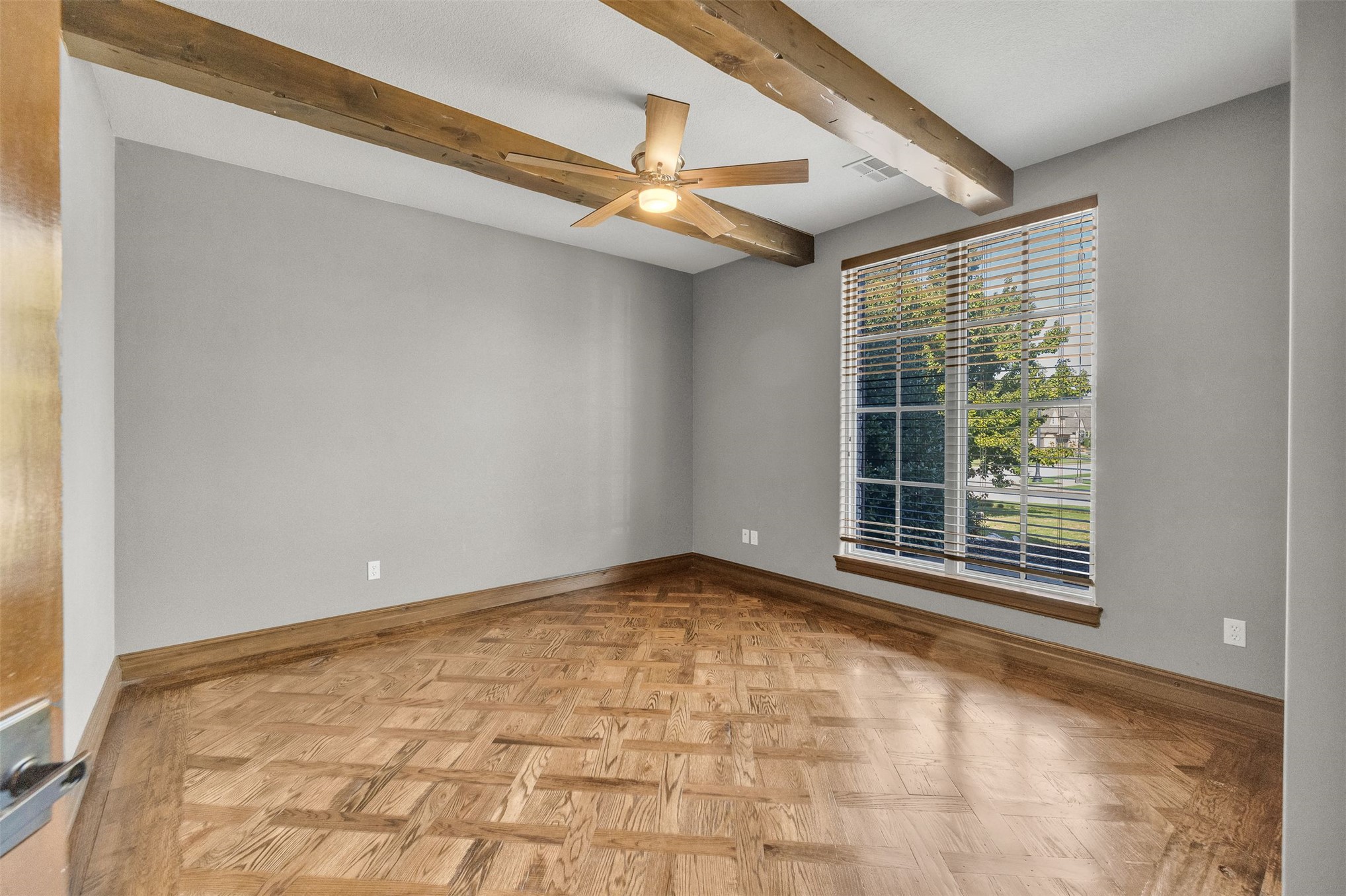 10712 S 95th Court