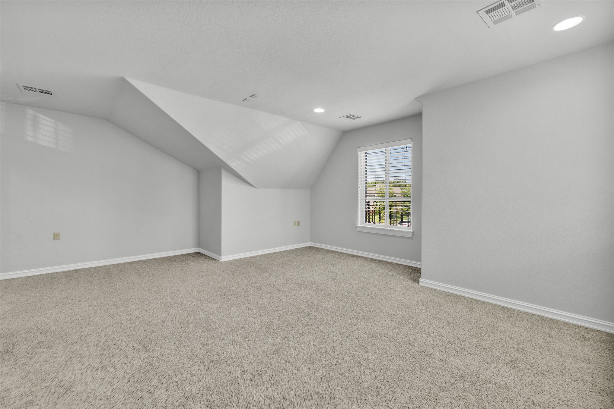 10712 S 95th Court