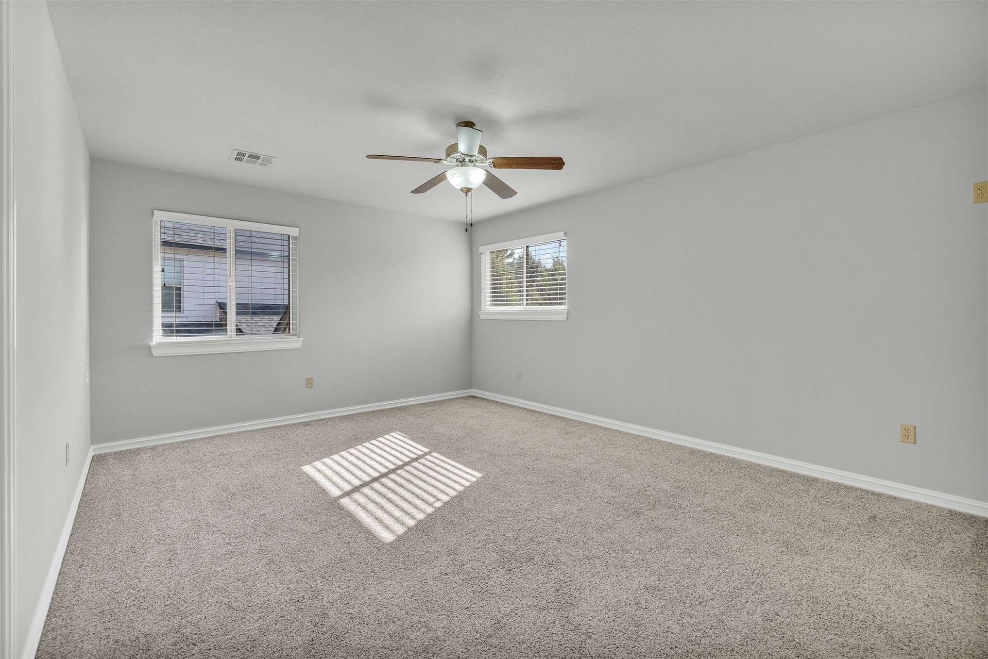 10712 S 95th Court