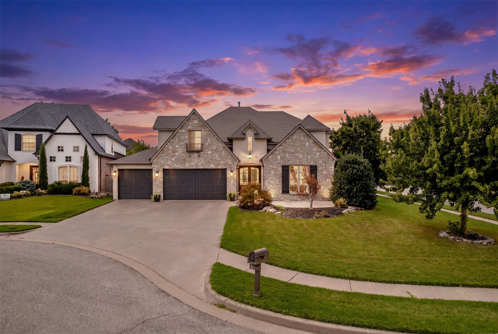 10712 S 95th Court