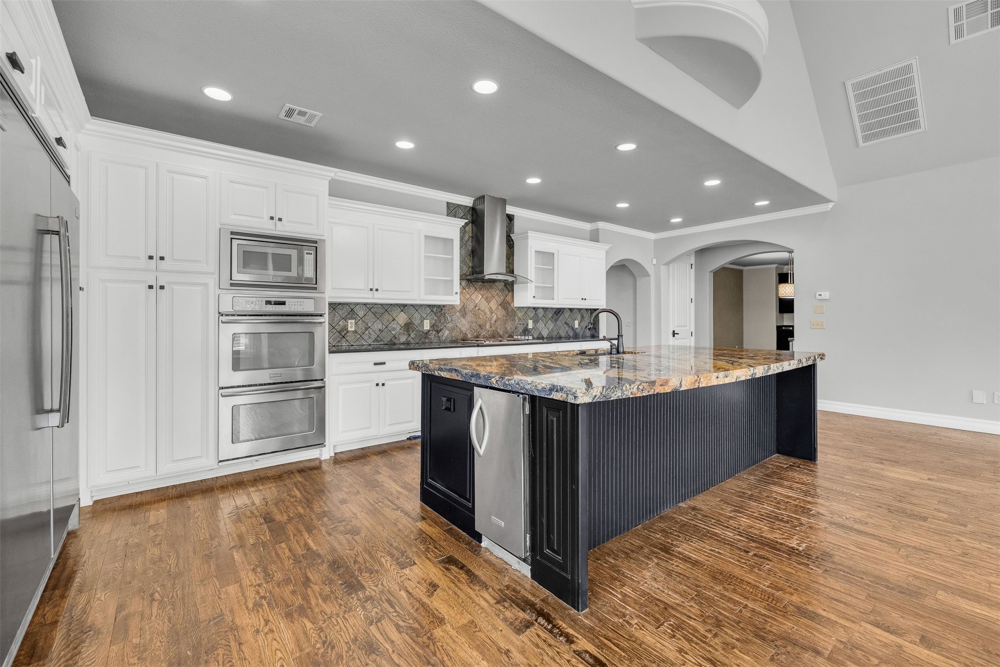 10712 S 95th Court