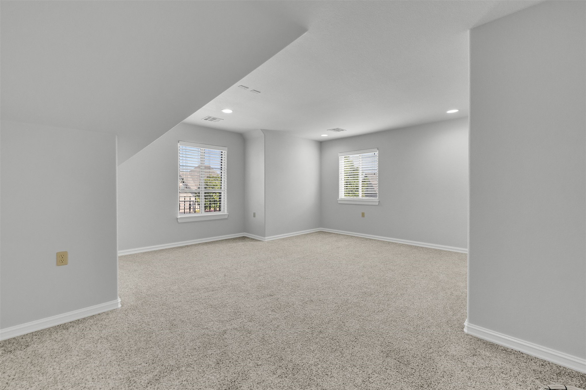 10712 S 95th Court
