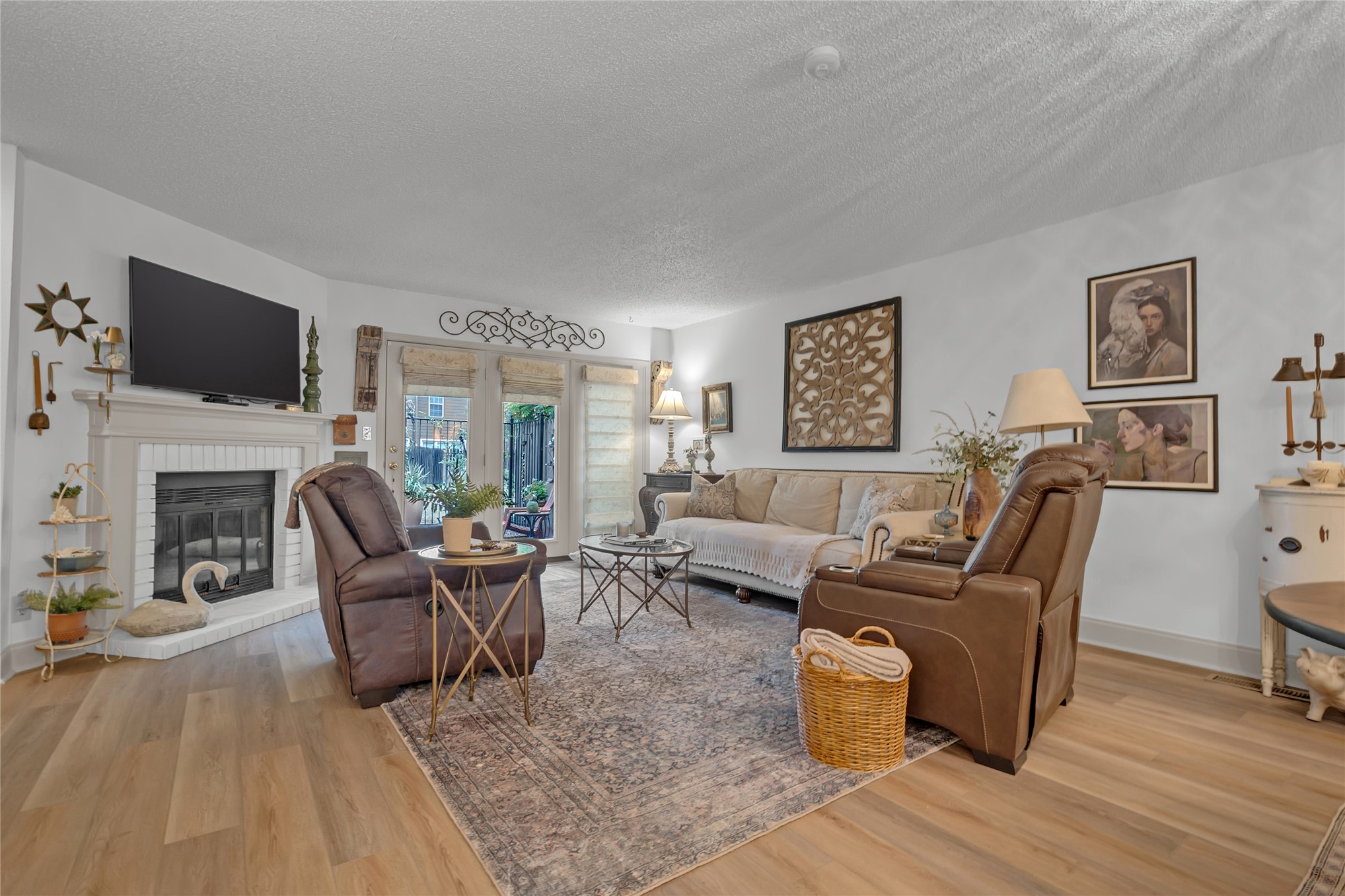 6229 S Yorktown Avenue 6229