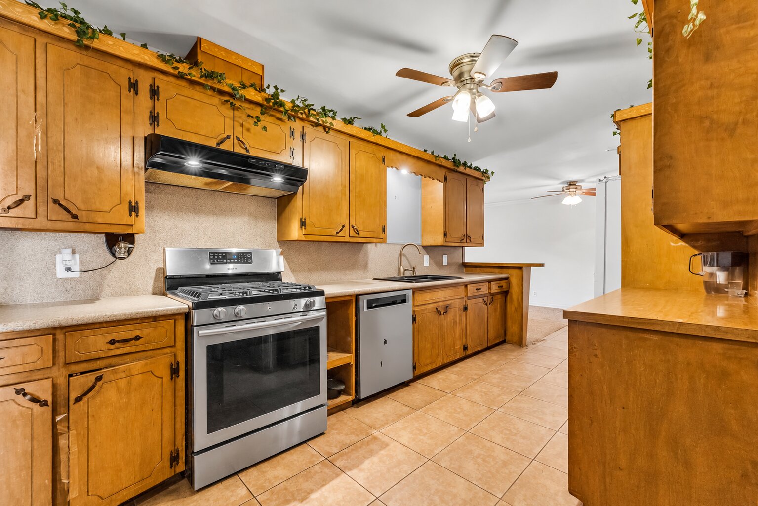 1222 Forest Drive