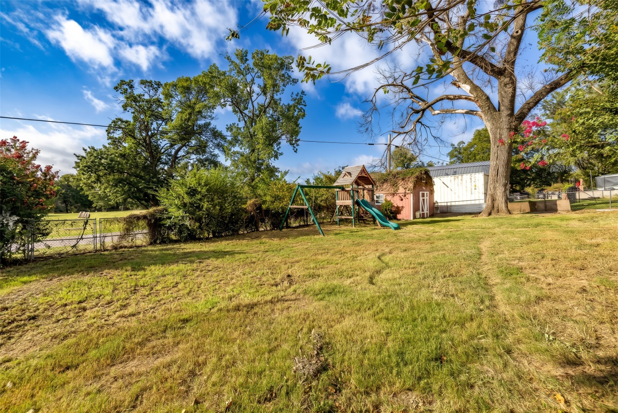 1222 Forest Drive