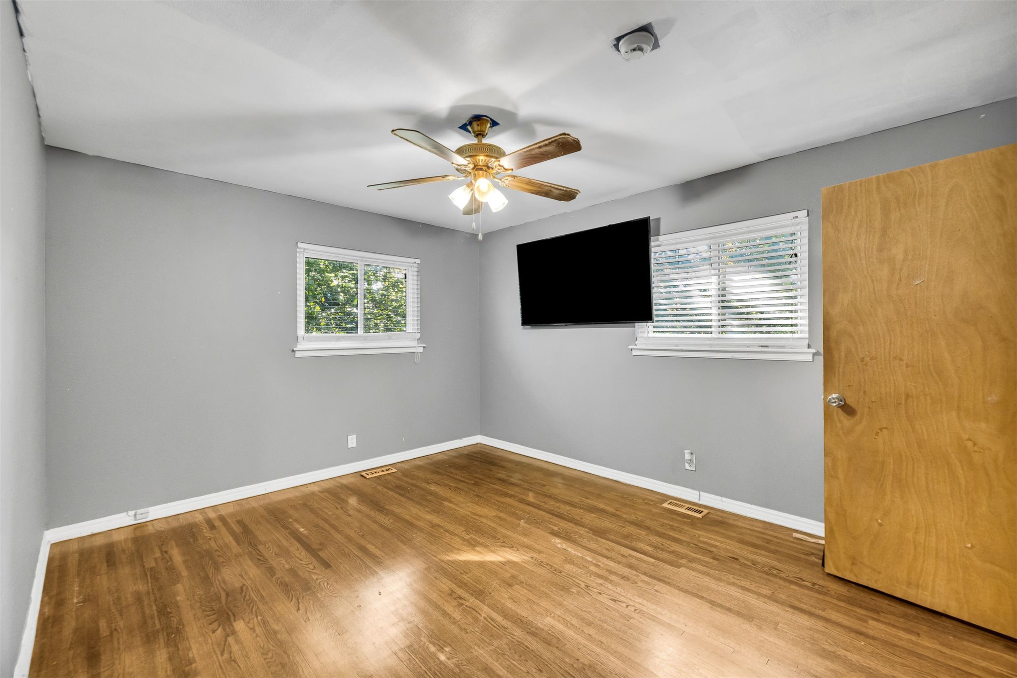 1222 Forest Drive