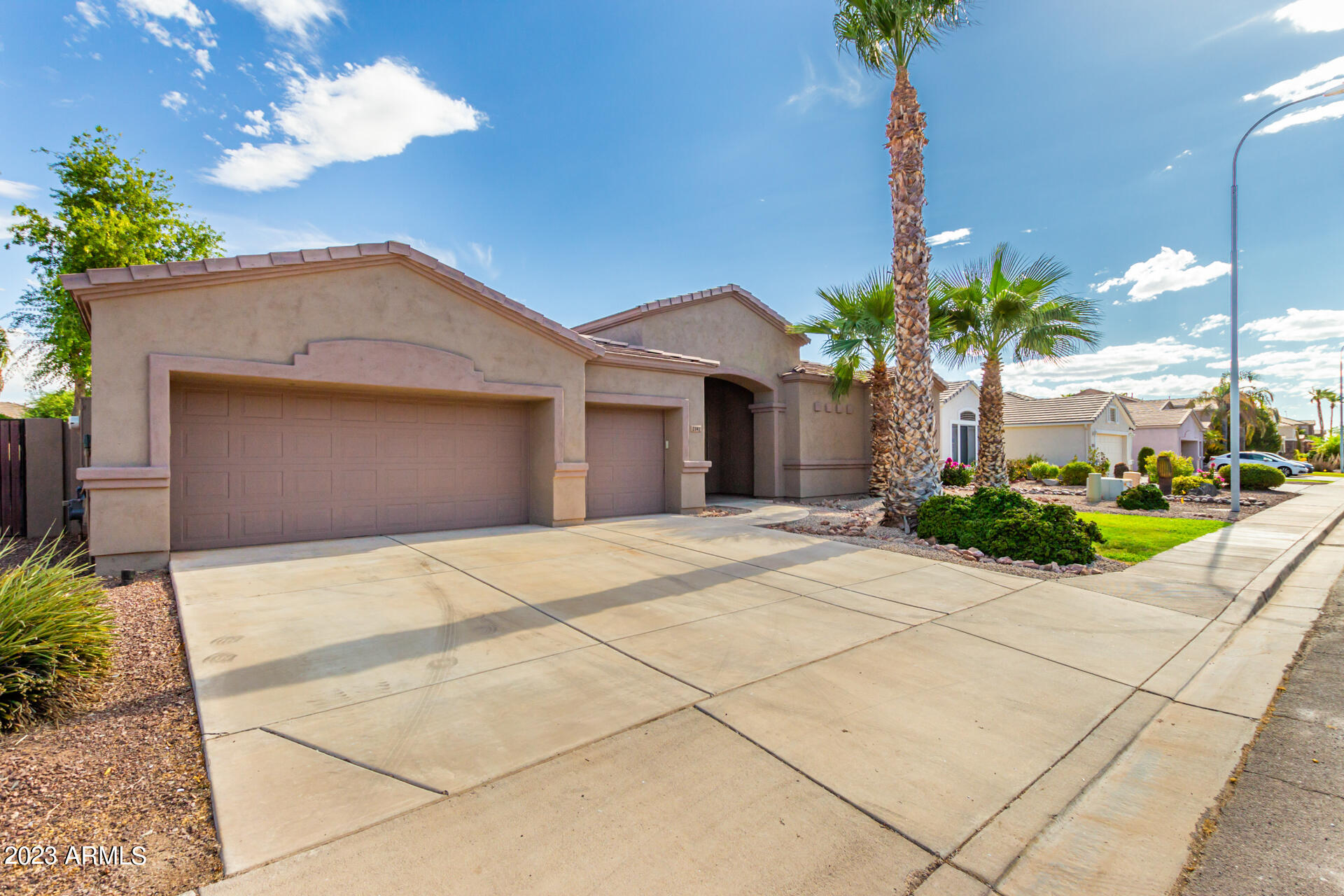 2141 E Desert Inn Drive