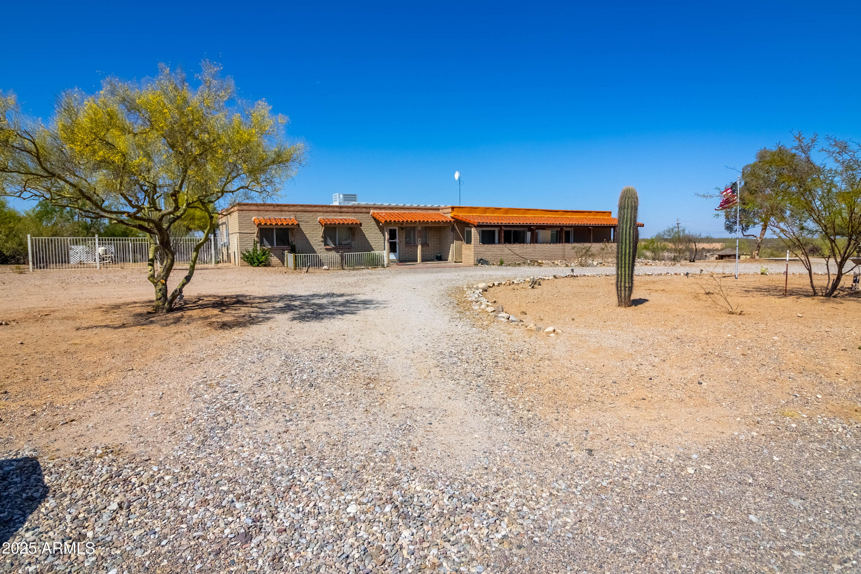7770 S CAMINO MIRLO