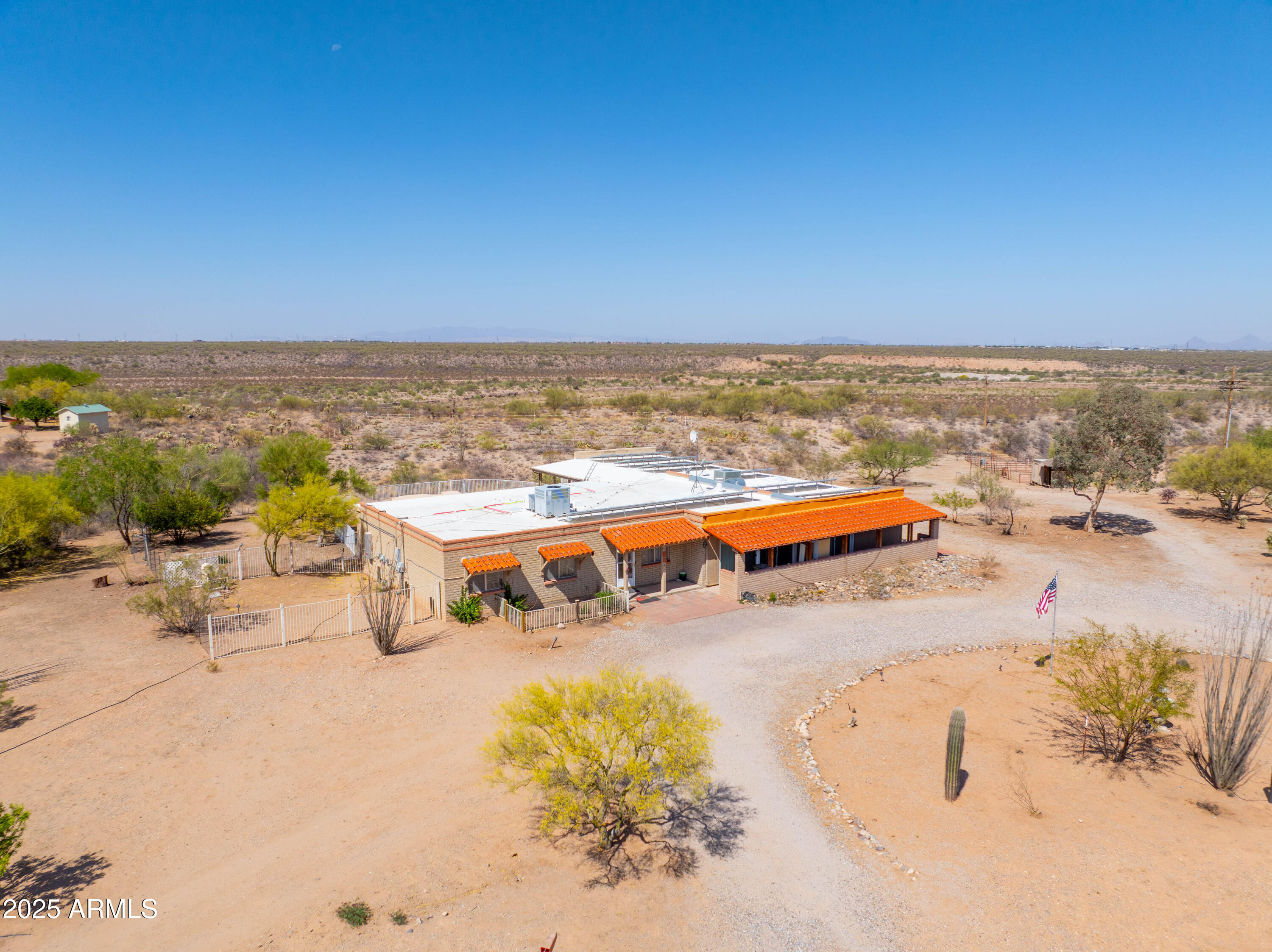 7770 S CAMINO MIRLO