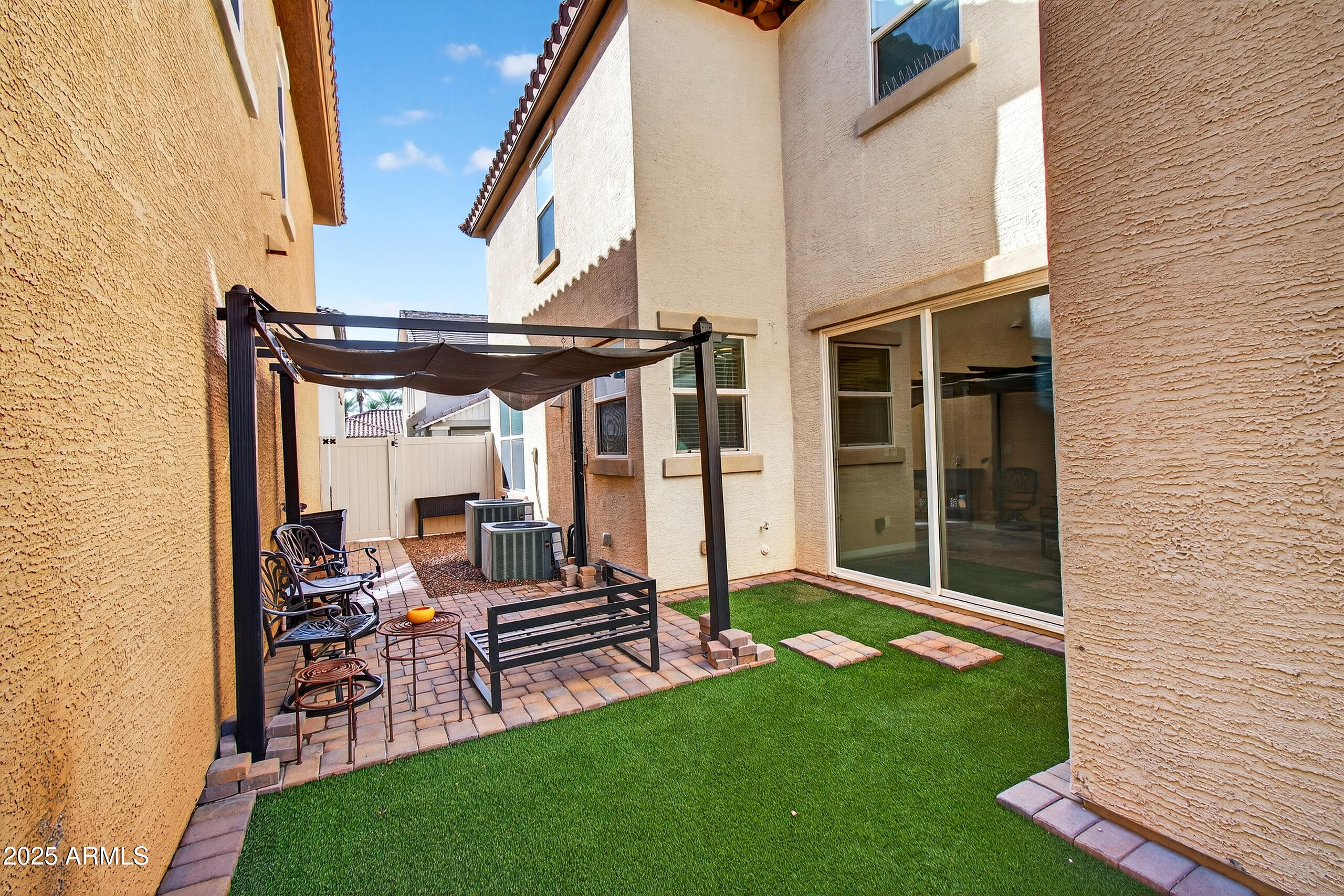 886 S HUISH Drive, Gilbert