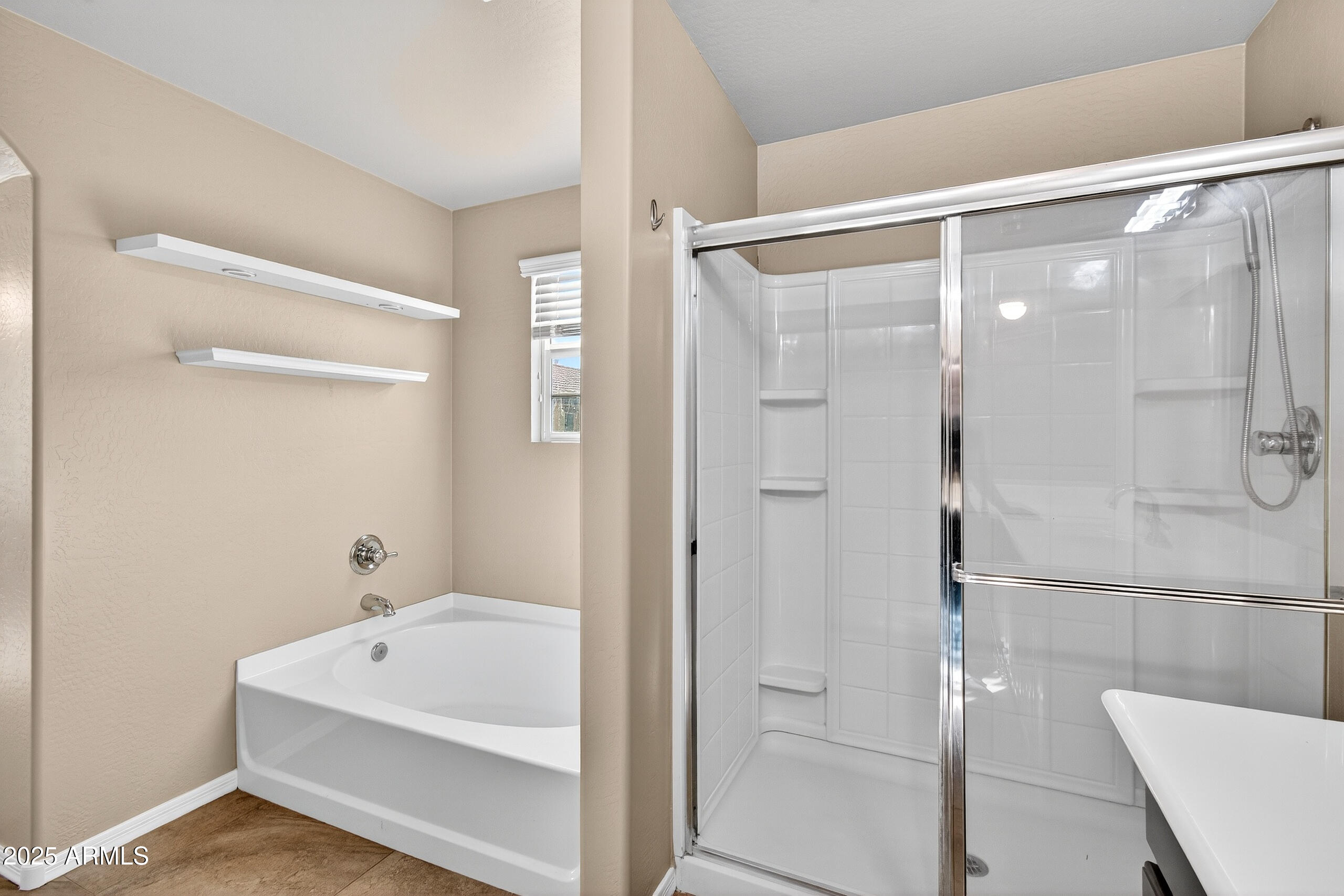 886 S HUISH Drive, Gilbert