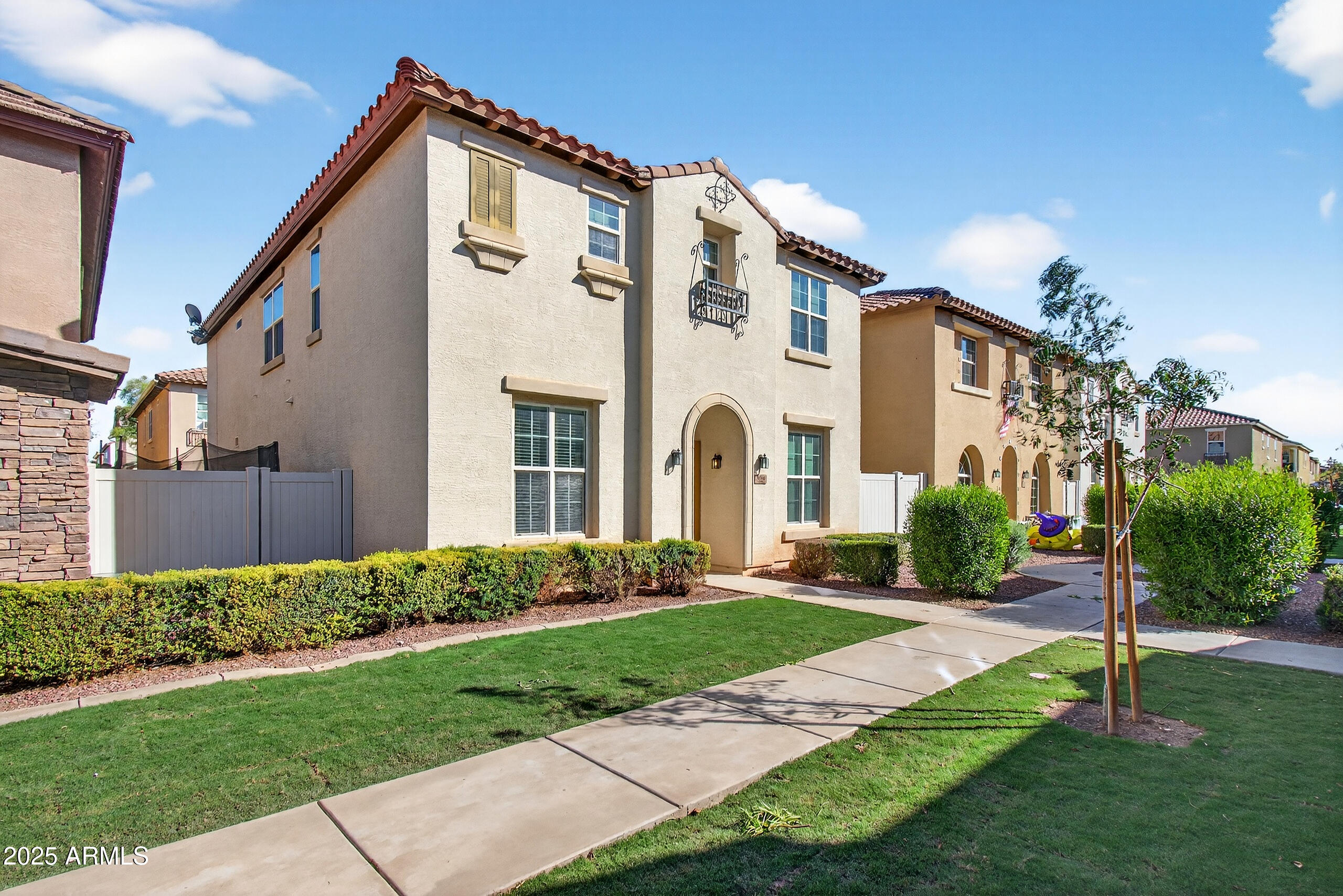 886 S HUISH Drive, Gilbert