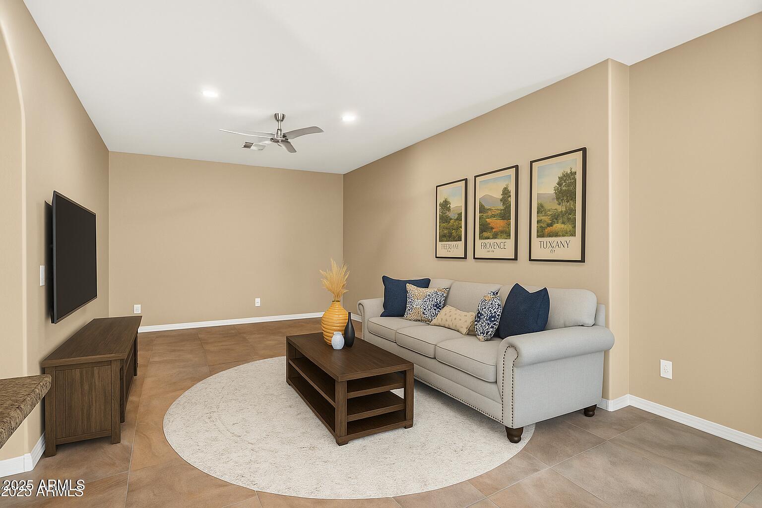 886 S HUISH Drive, Gilbert