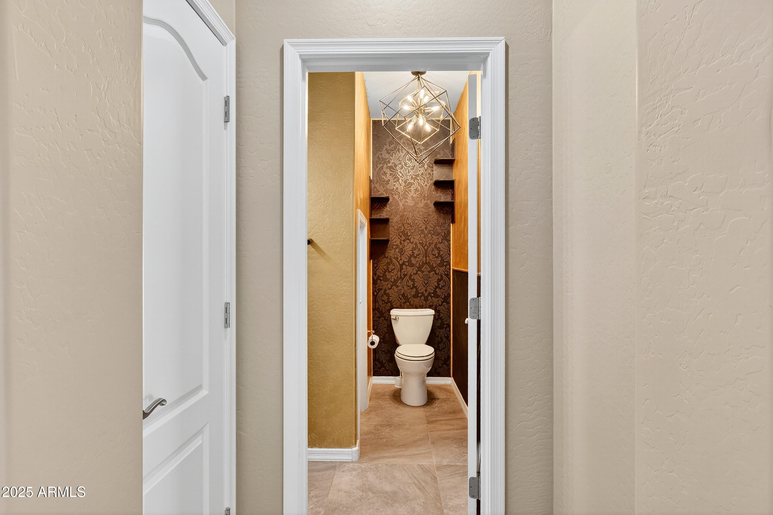 886 S HUISH Drive, Gilbert