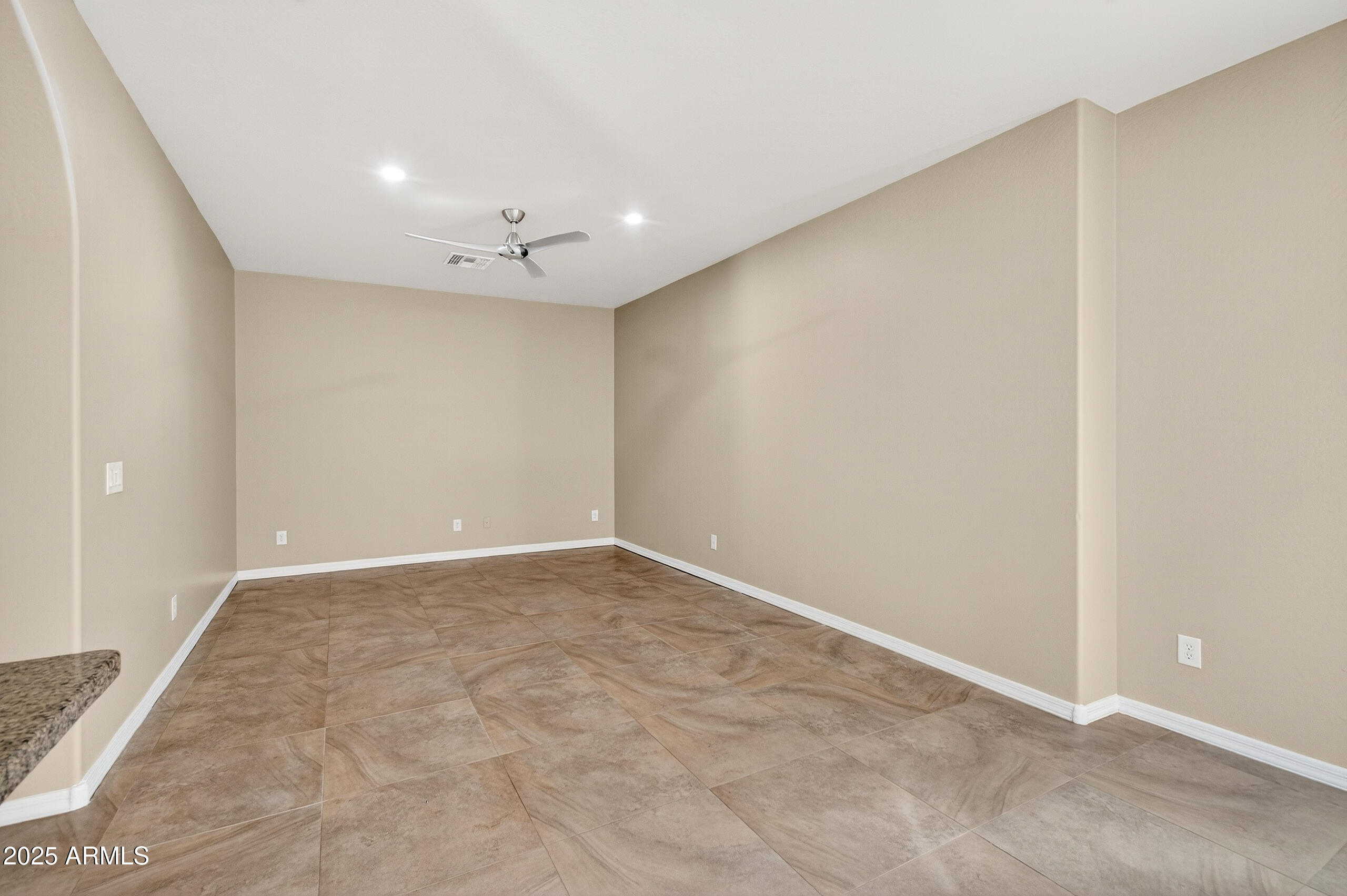 886 S HUISH Drive, Gilbert