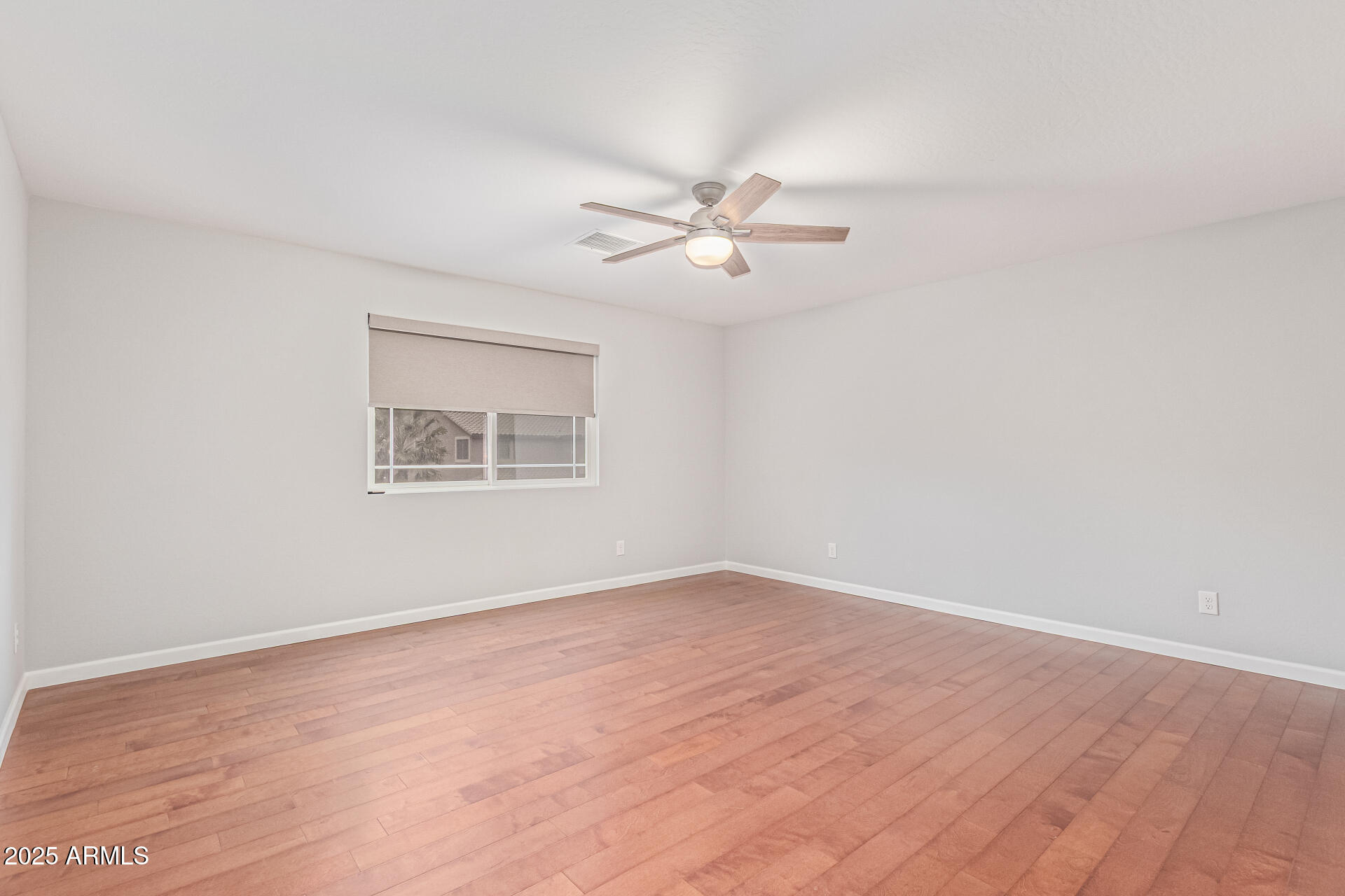 2818 E TEAKWOOD Place