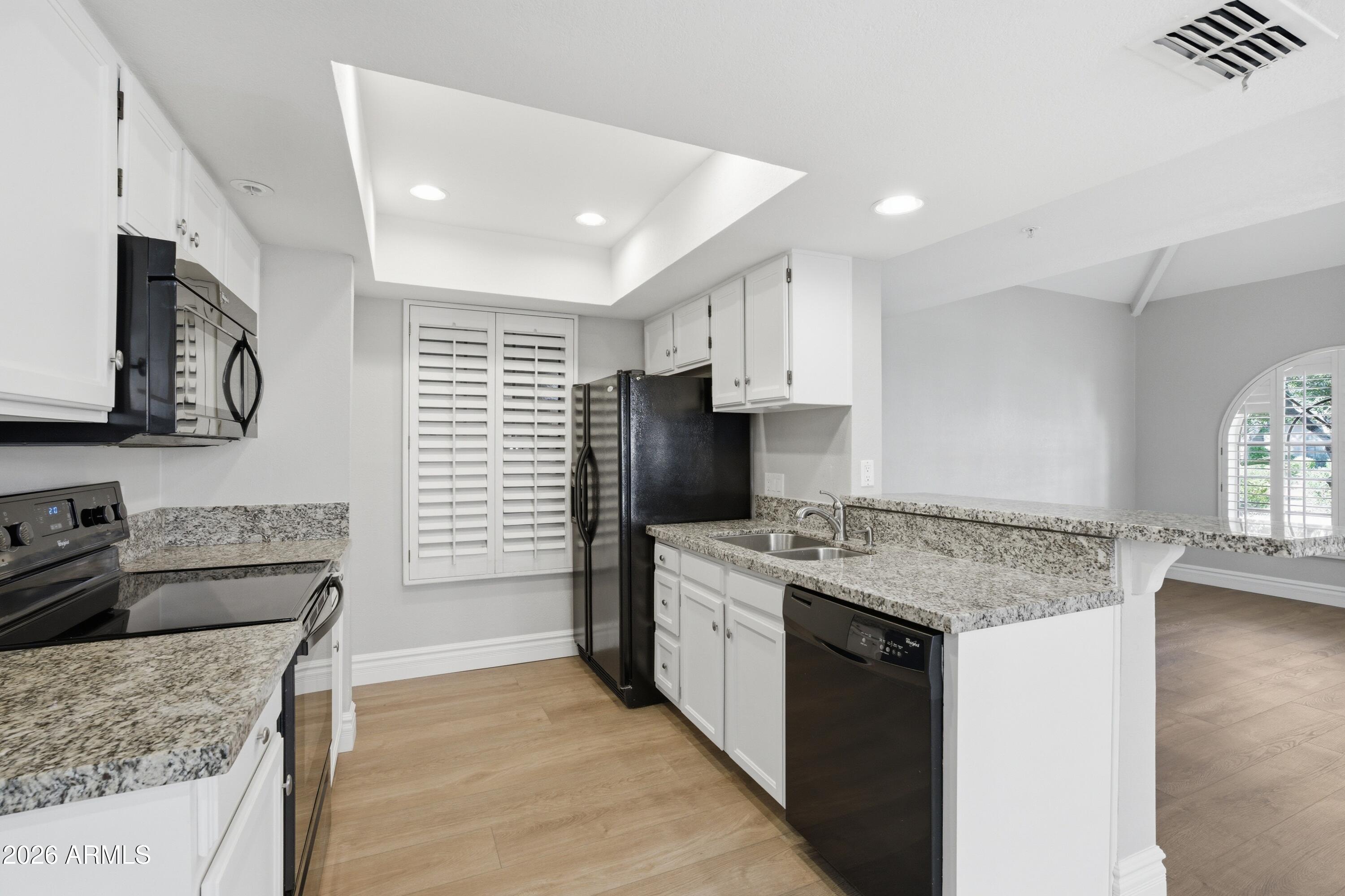 1211 N MILLER Road 101