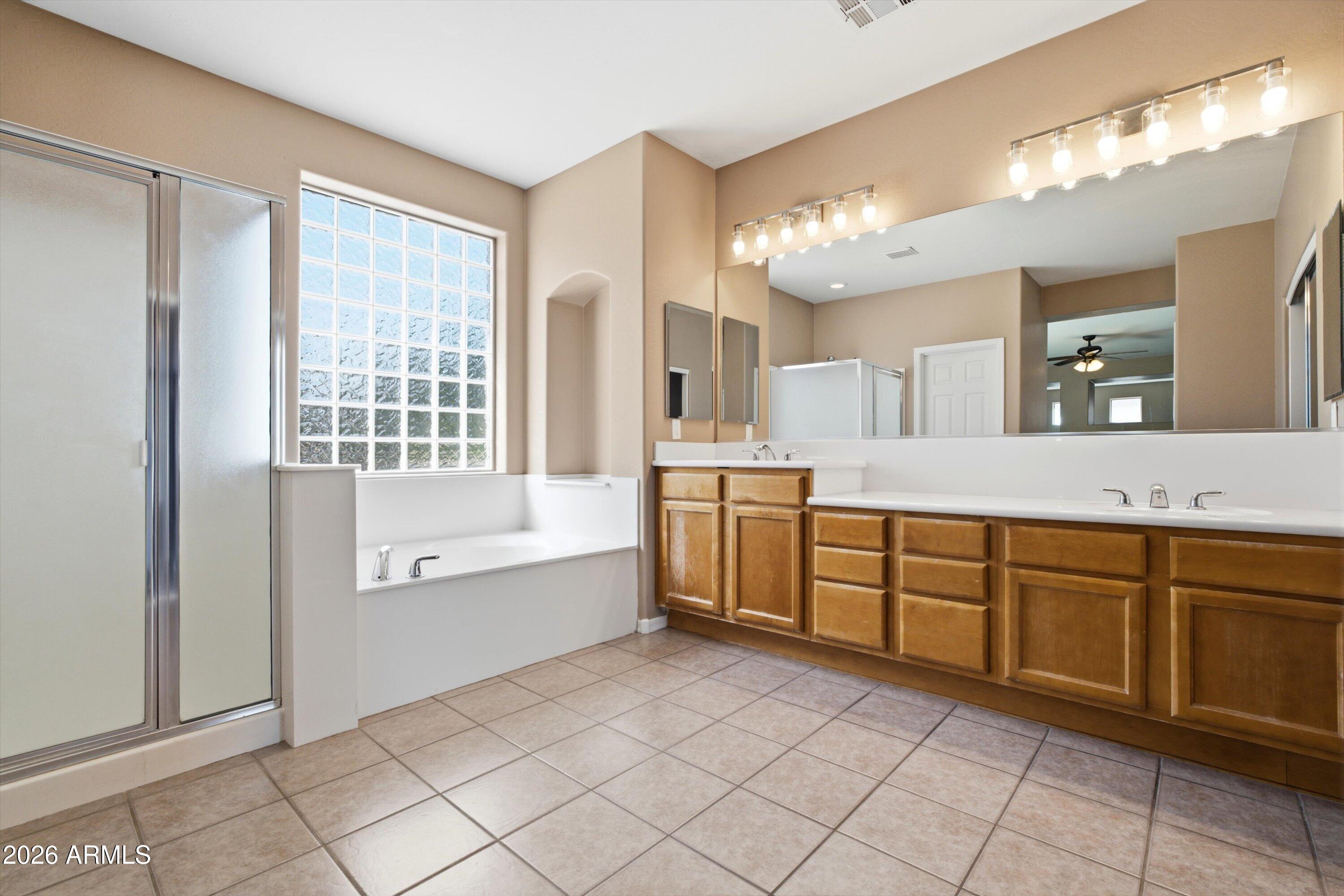 3097 E RAVEN Court