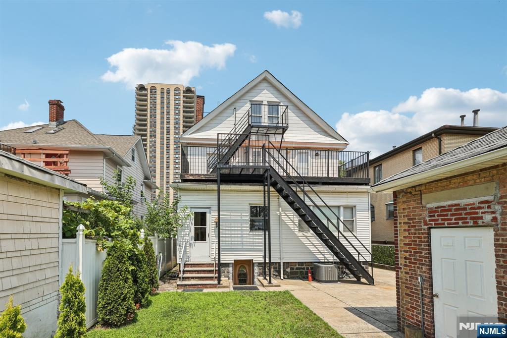 5 77th Street