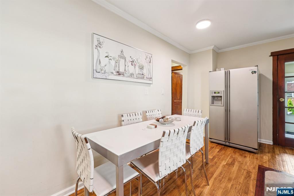 5 77th Street