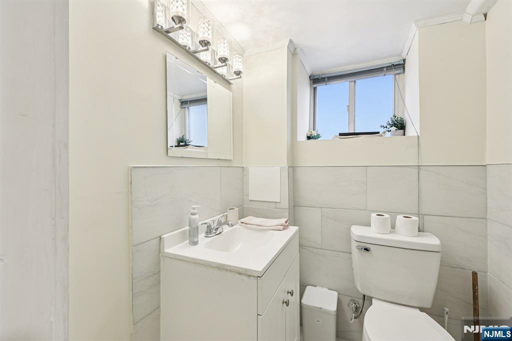 5 77th Street