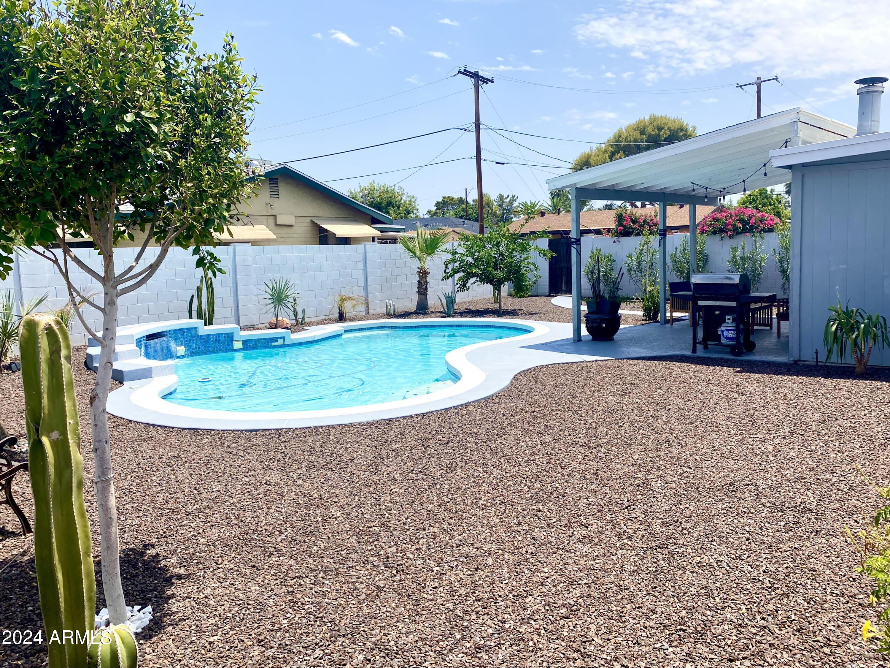 2519 N 38TH Street