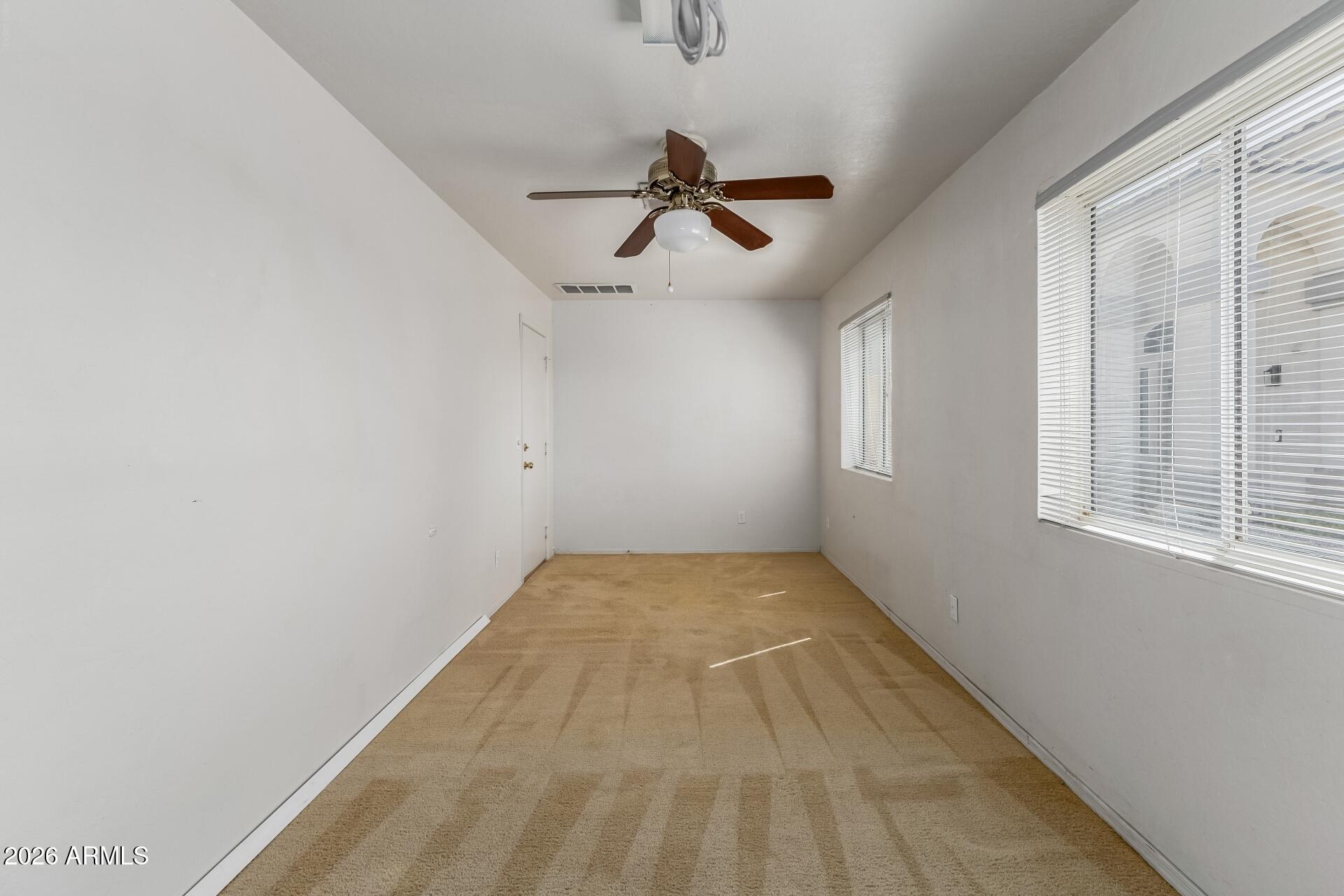 635 W ENSUENO Court