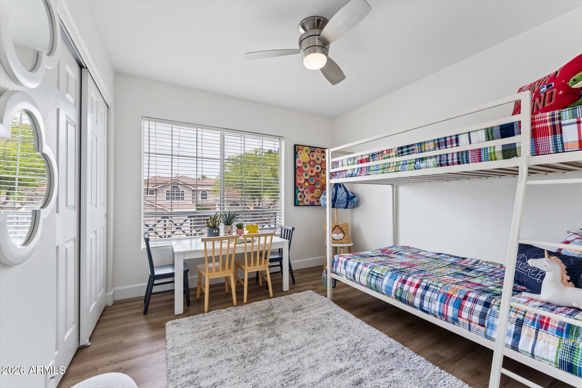 1039 W JUANITA Avenue