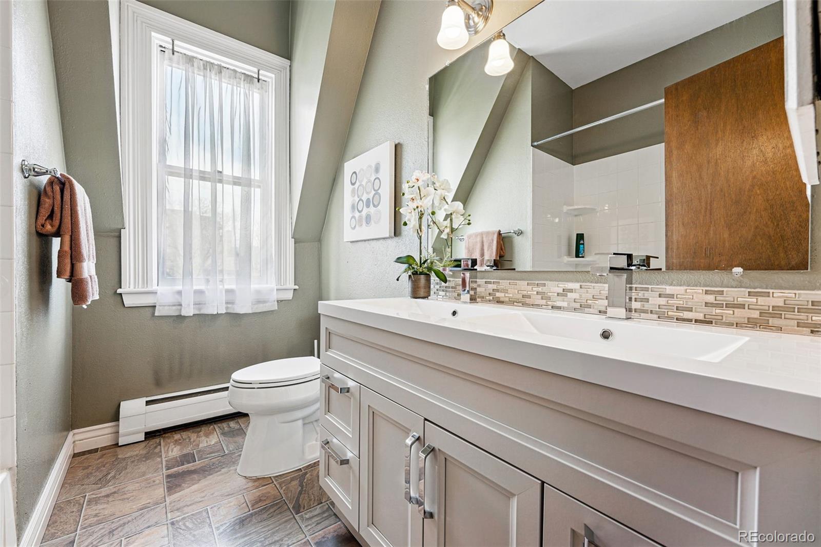 1001 E 17th Avenue Unit: 12
